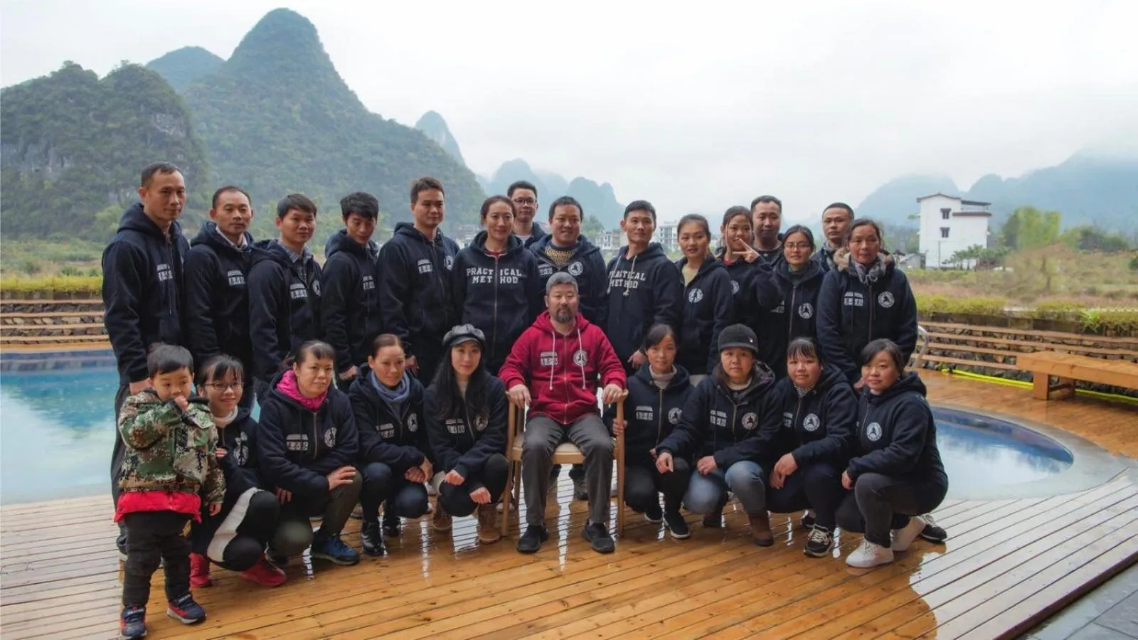 Staff in Yangshuo Tea Cozy--one way Free pick up from airport or TS 4 nights