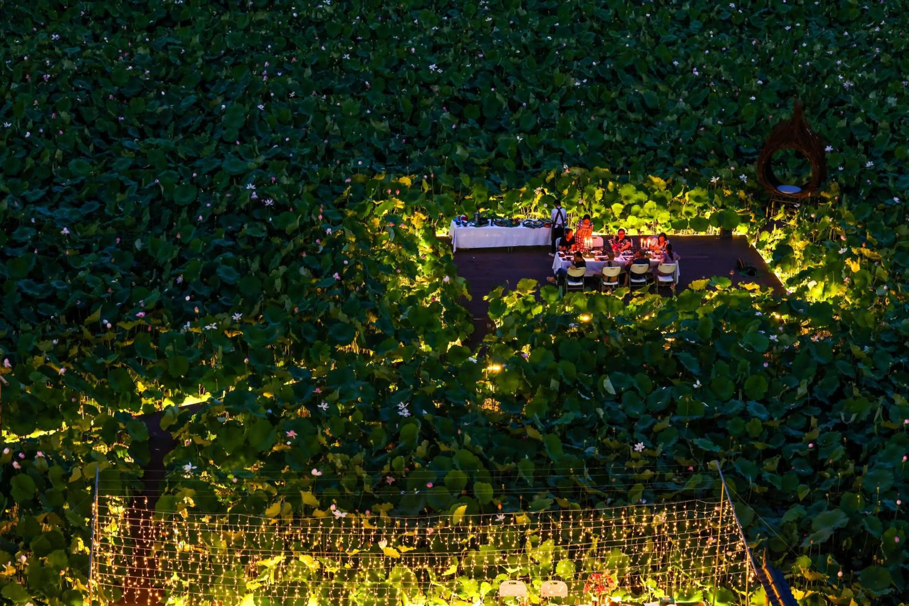 Restaurant/places to eat in Yangshuo Tea Cozy--one way Free pick up from airport or TS 4 nights