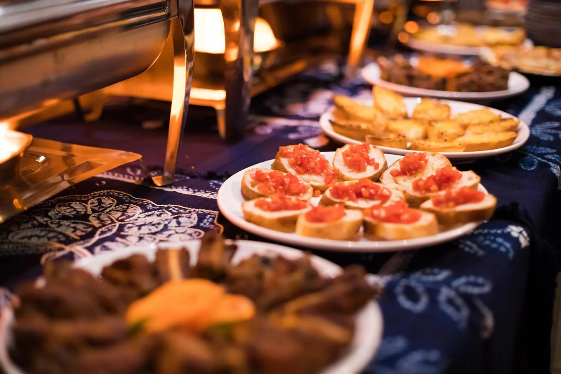 Food in Yangshuo Tea Cozy--one way Free pick up from airport or TS 4 nights