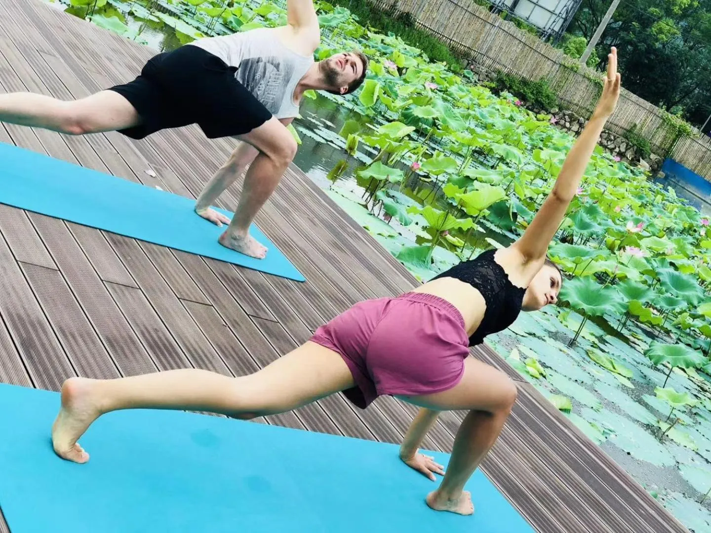 People in Yangshuo Tea Cozy--one way Free pick up from airport or TS 4 nights