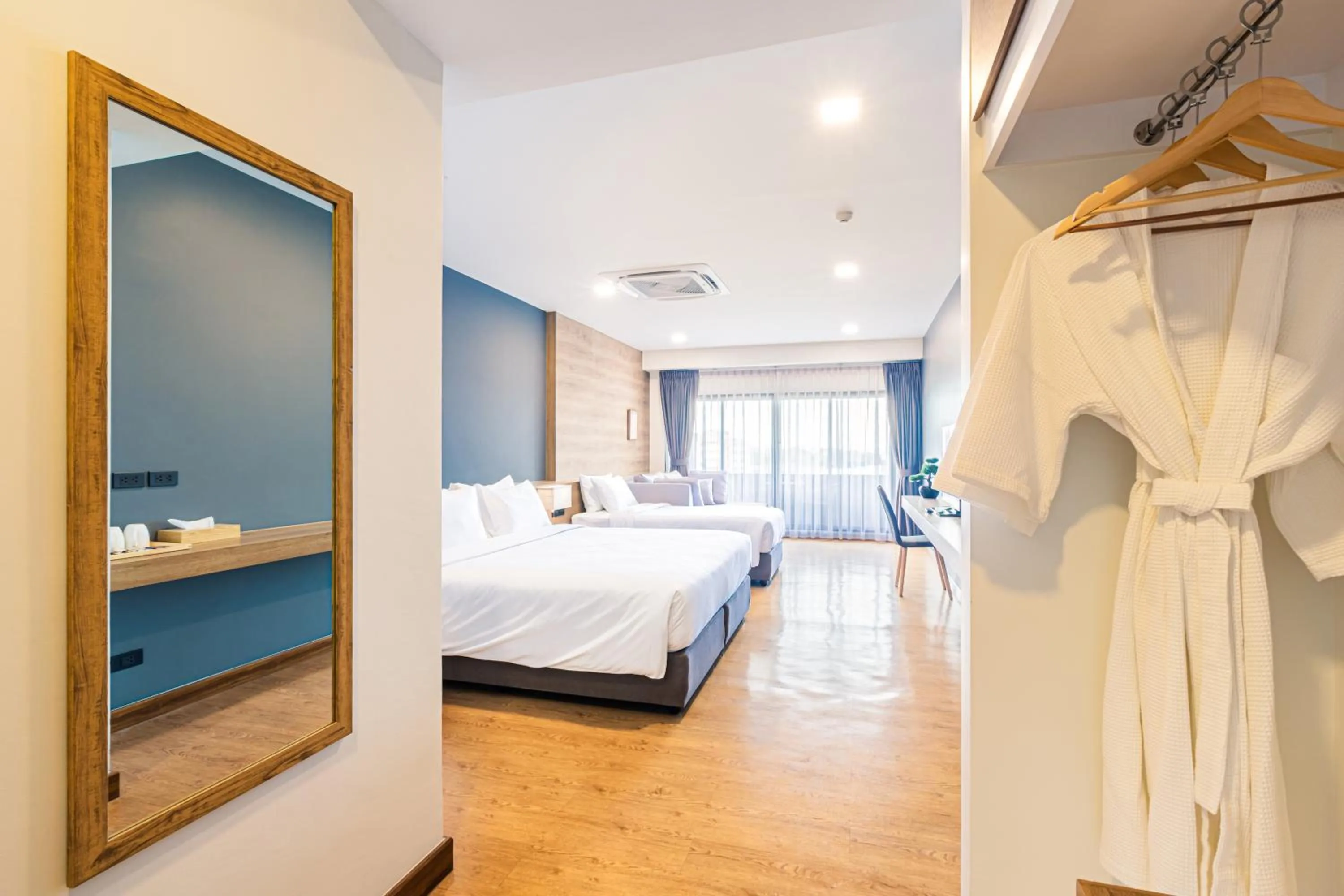 Photo of the whole room, Bed in Icon Park Hotel, Chiang Mai- SHA Extra Plus