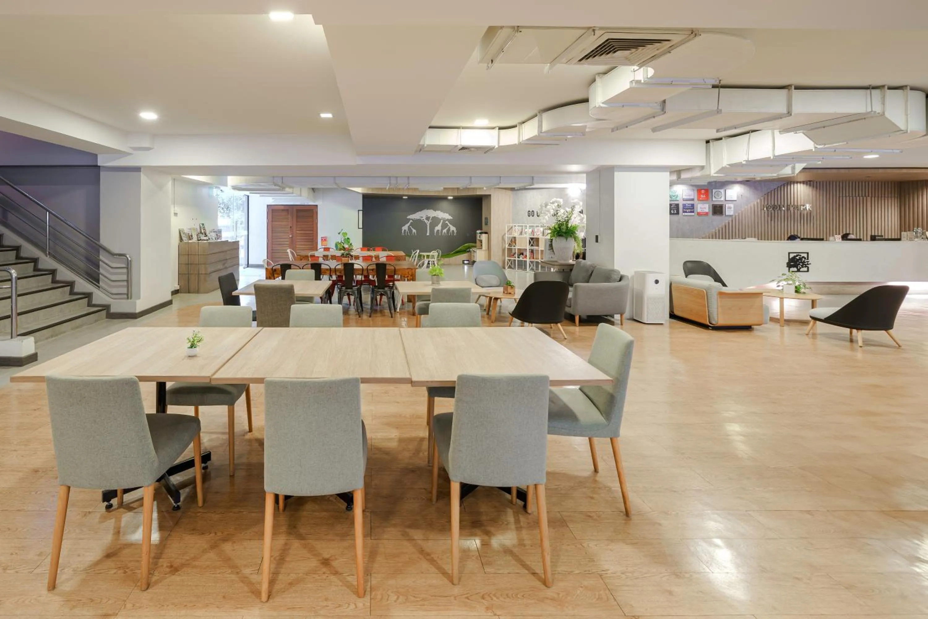 Lobby or reception in Icon Park Hotel, Chiang Mai- SHA Extra Plus