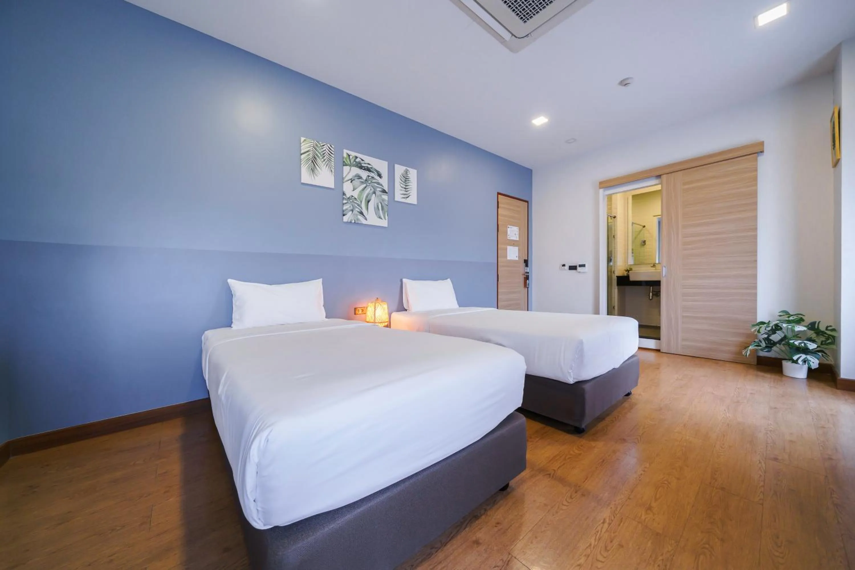 Bed in Icon Park Hotel, Chiang Mai- SHA Extra Plus