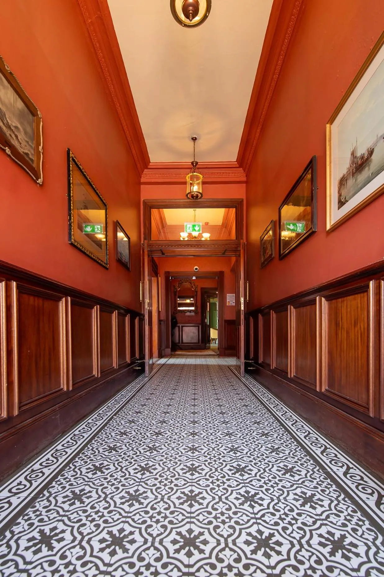 Facade/entrance in The Central Hotel