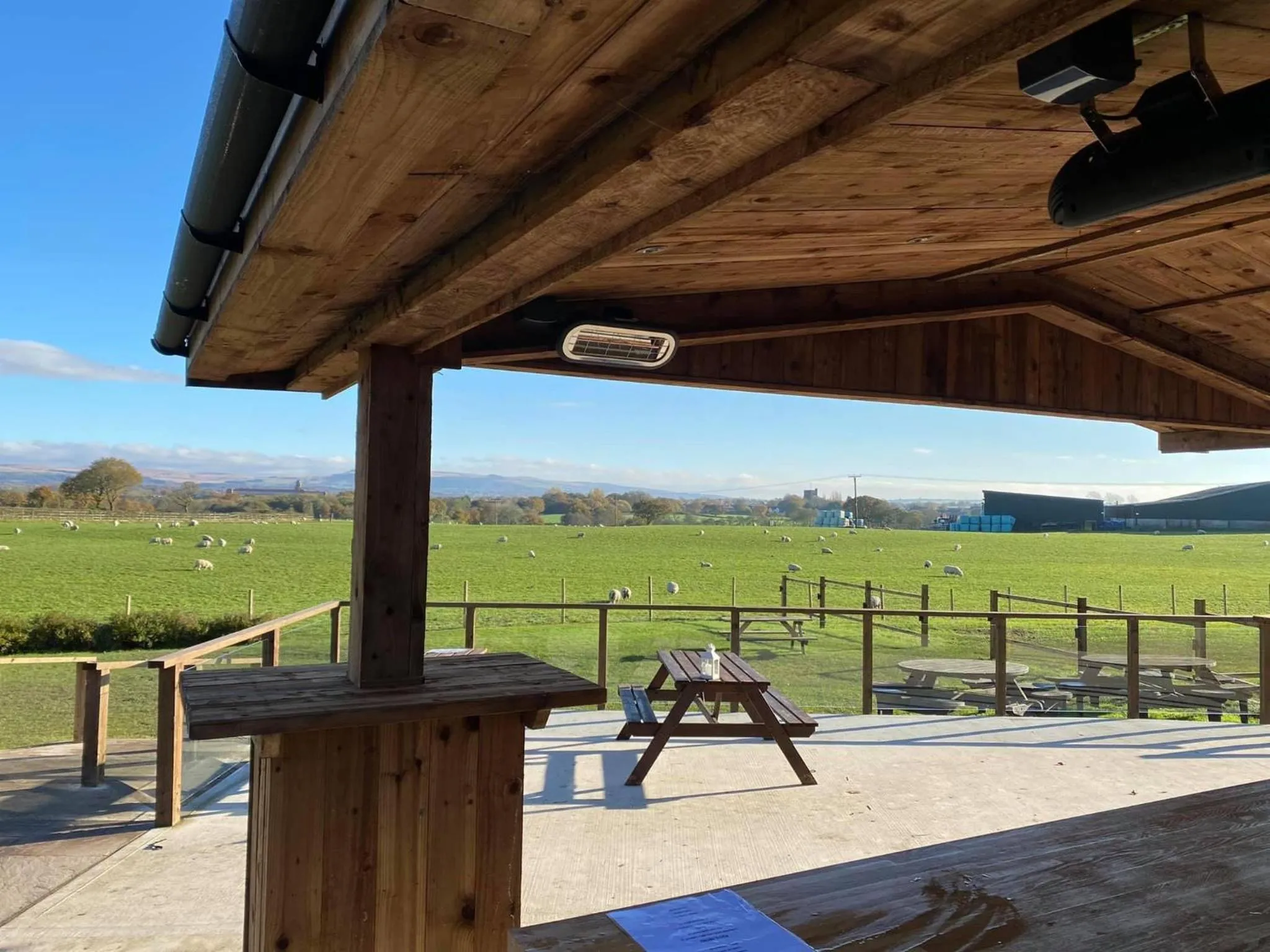 Garden in The Hinds Head Hotel