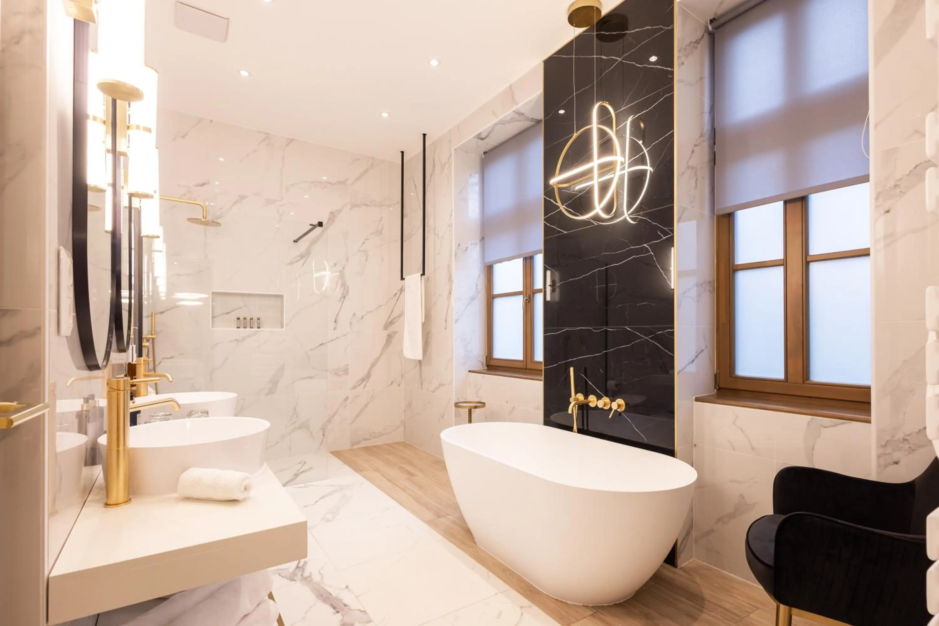 Shower in Vadkert Major