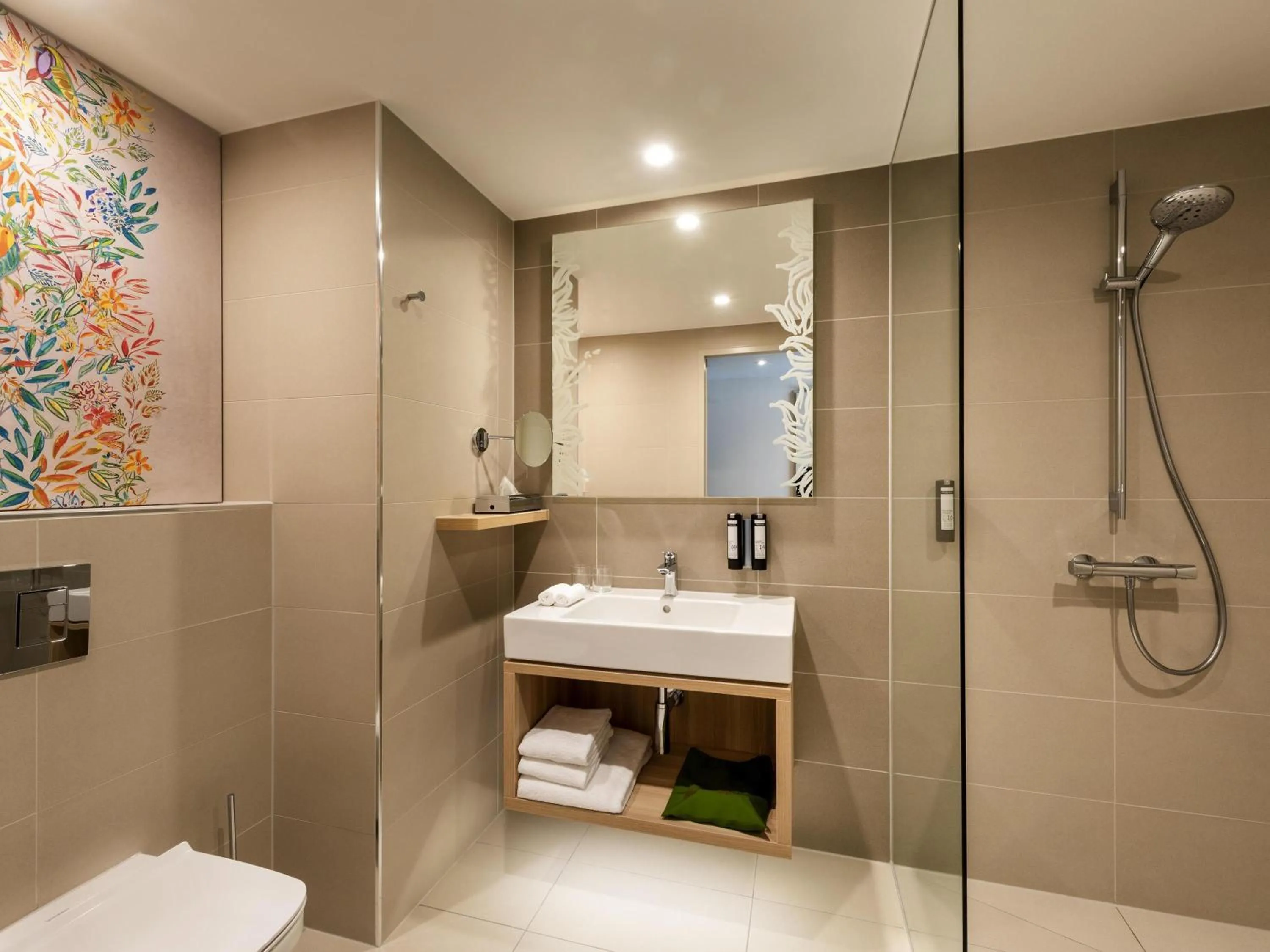 Bedroom in Mövenpick Hotel Stuttgart Messe & Congress