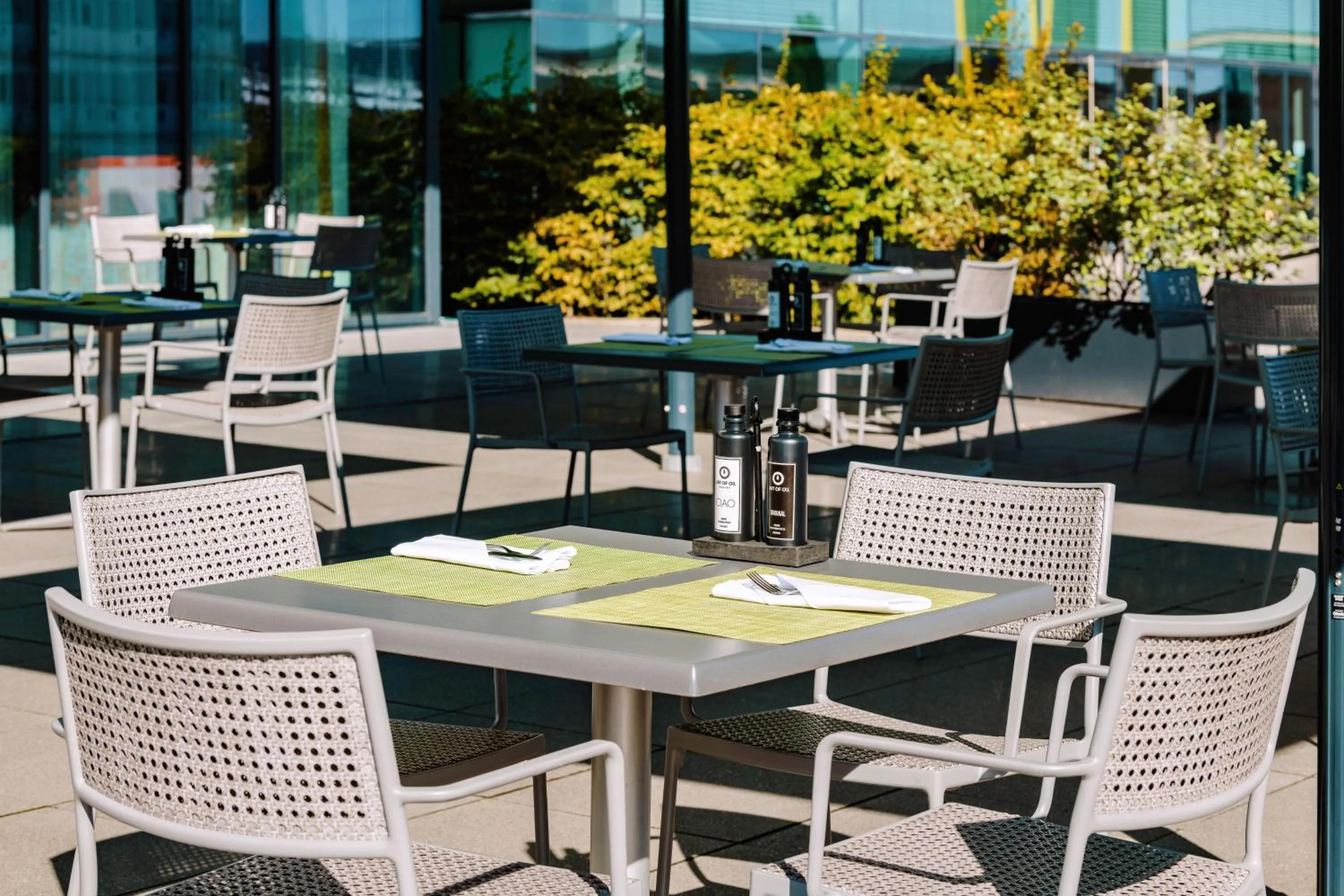 Restaurant/places to eat in Mövenpick Hotel Stuttgart Messe & Congress