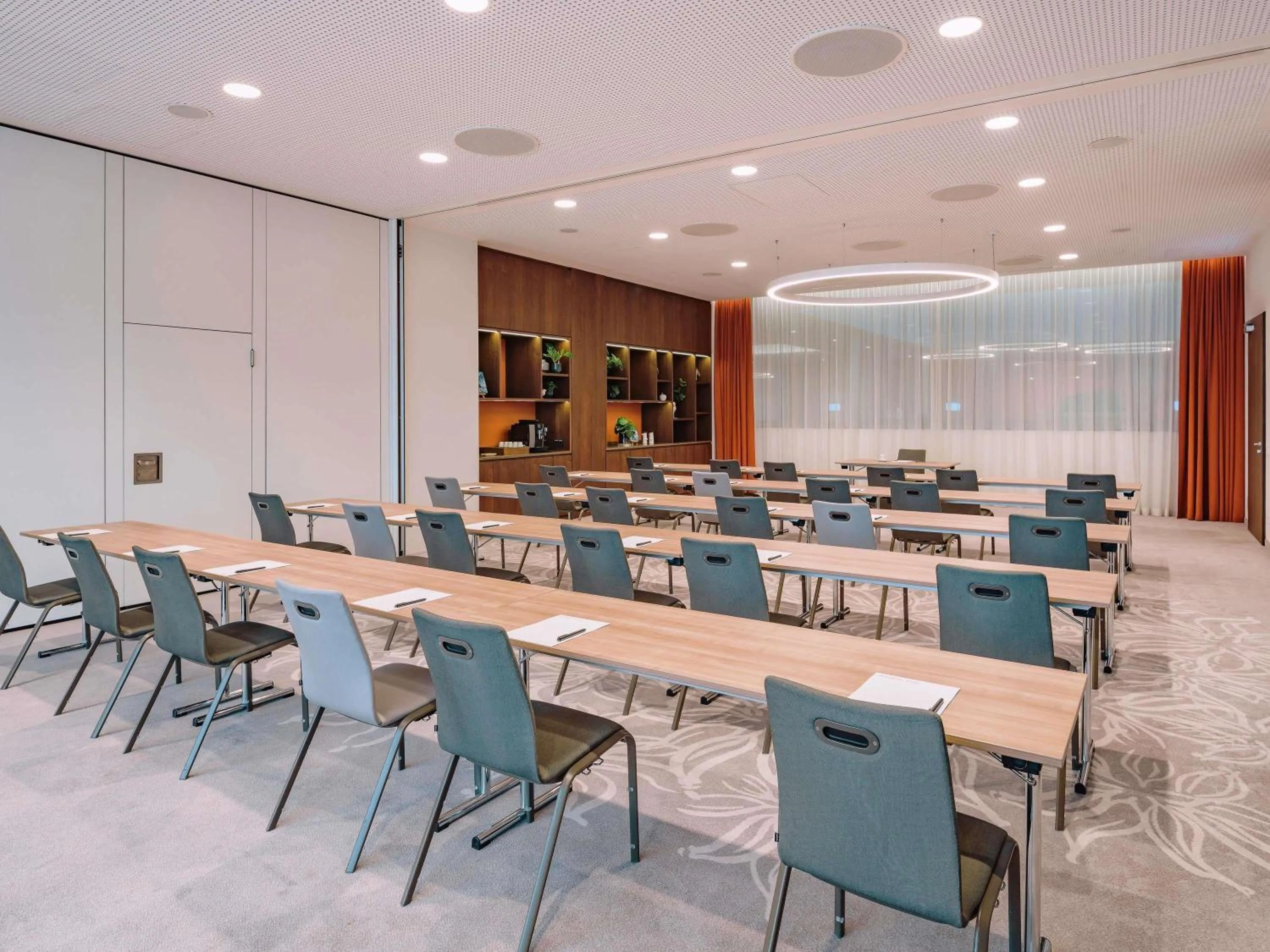 Meeting/conference room in Mövenpick Hotel Stuttgart Messe & Congress