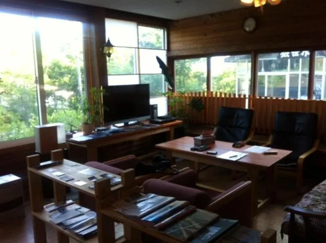 Communal lounge/ TV room in Niseko Side 6