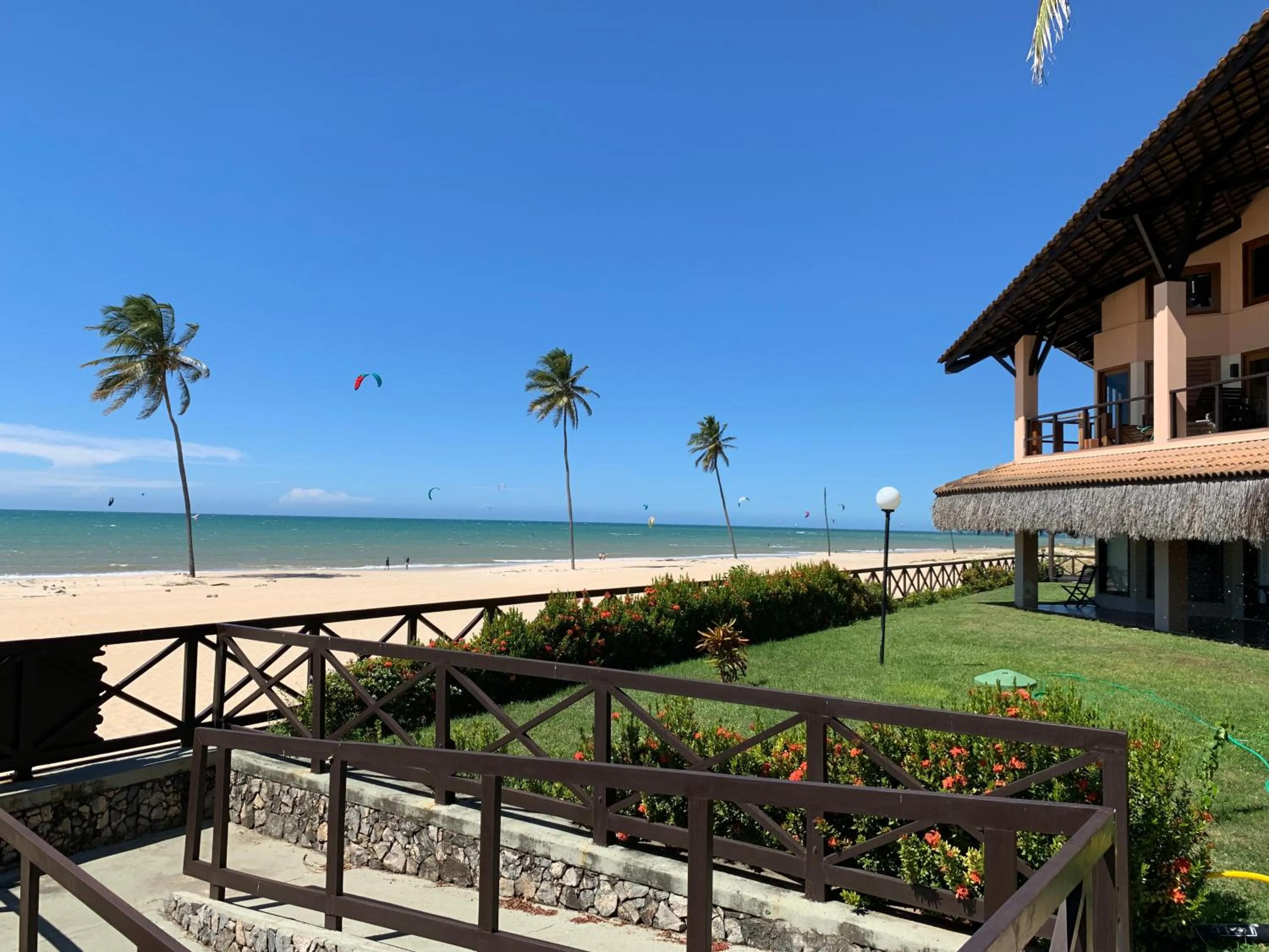 Dream Beach Cumbuco Oceanfront Apartments