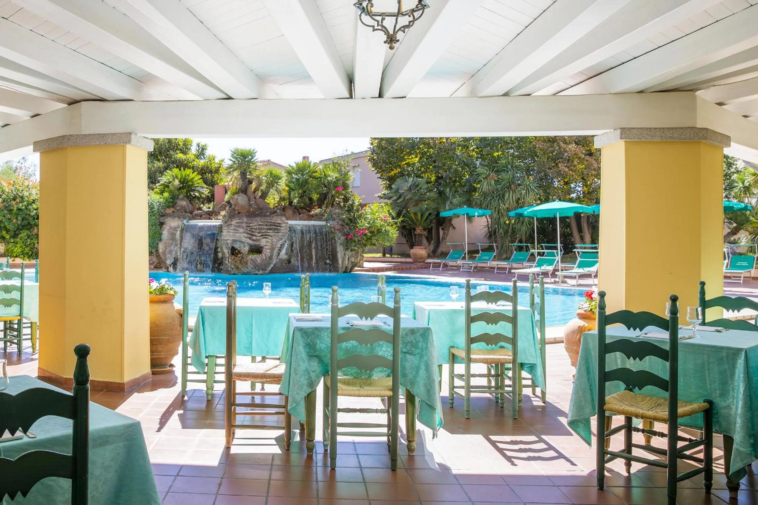 Restaurant/places to eat in Hotel Maria Rosaria