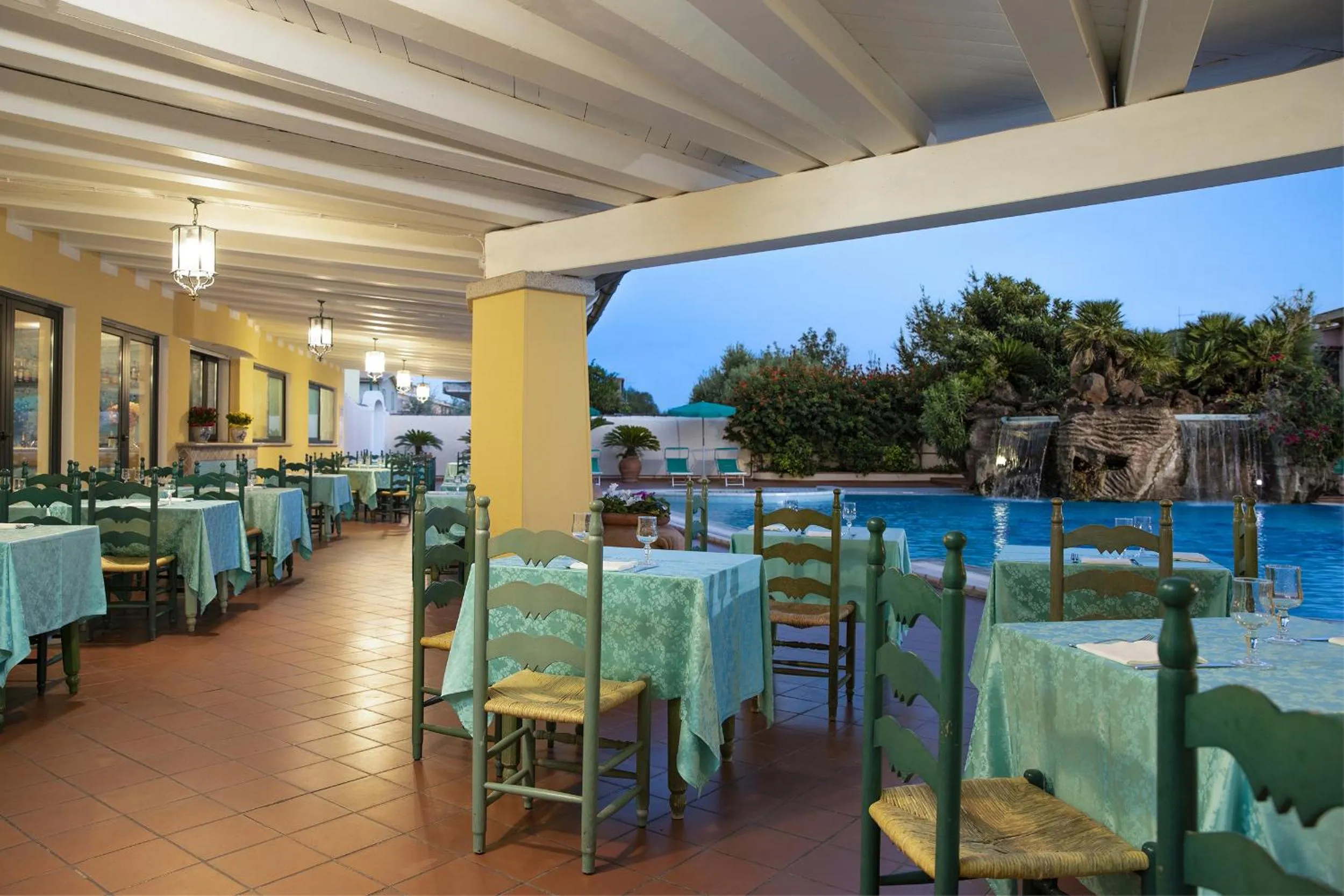 Restaurant/places to eat in Hotel Maria Rosaria