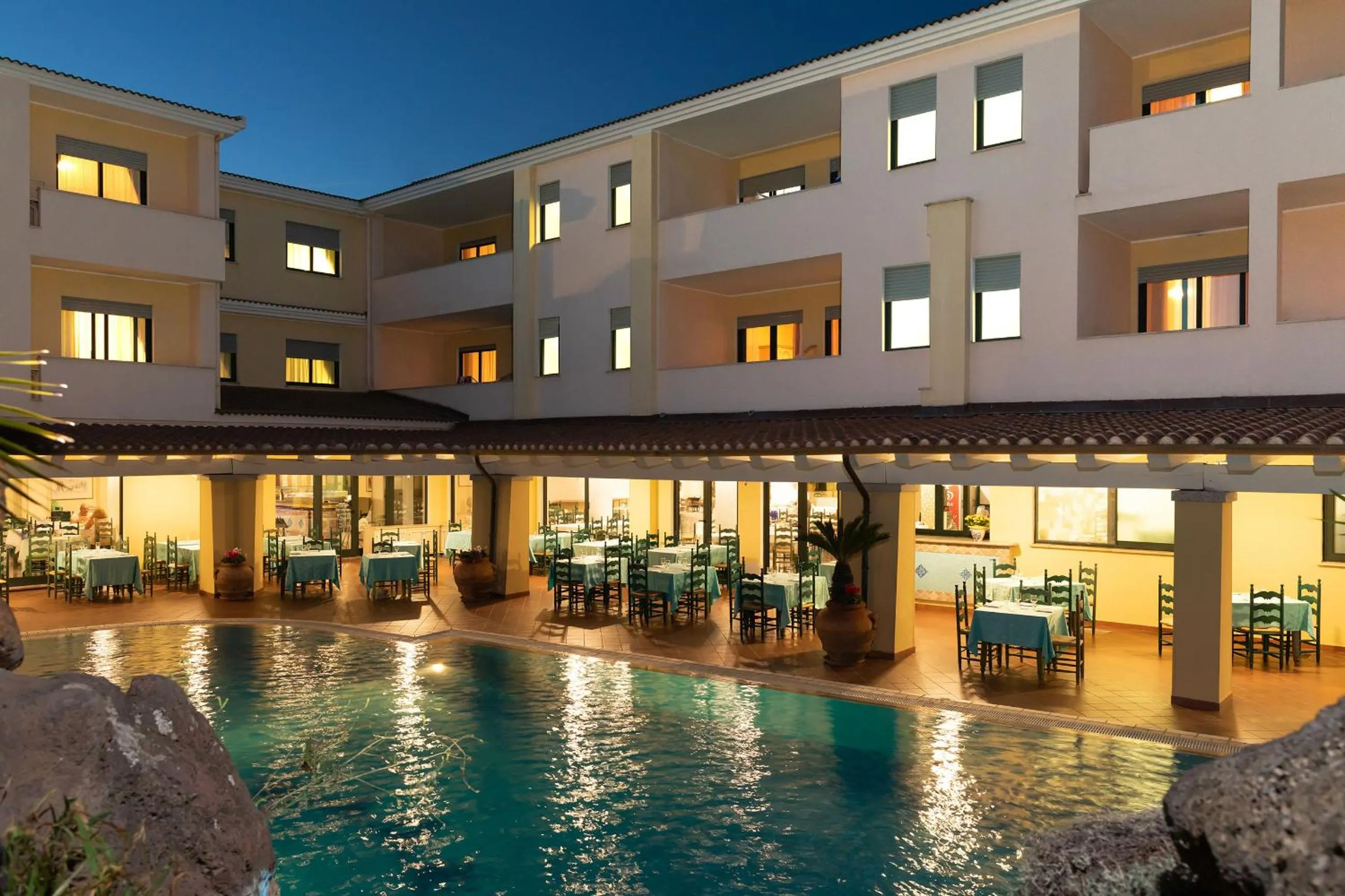 Restaurant/places to eat in Hotel Maria Rosaria