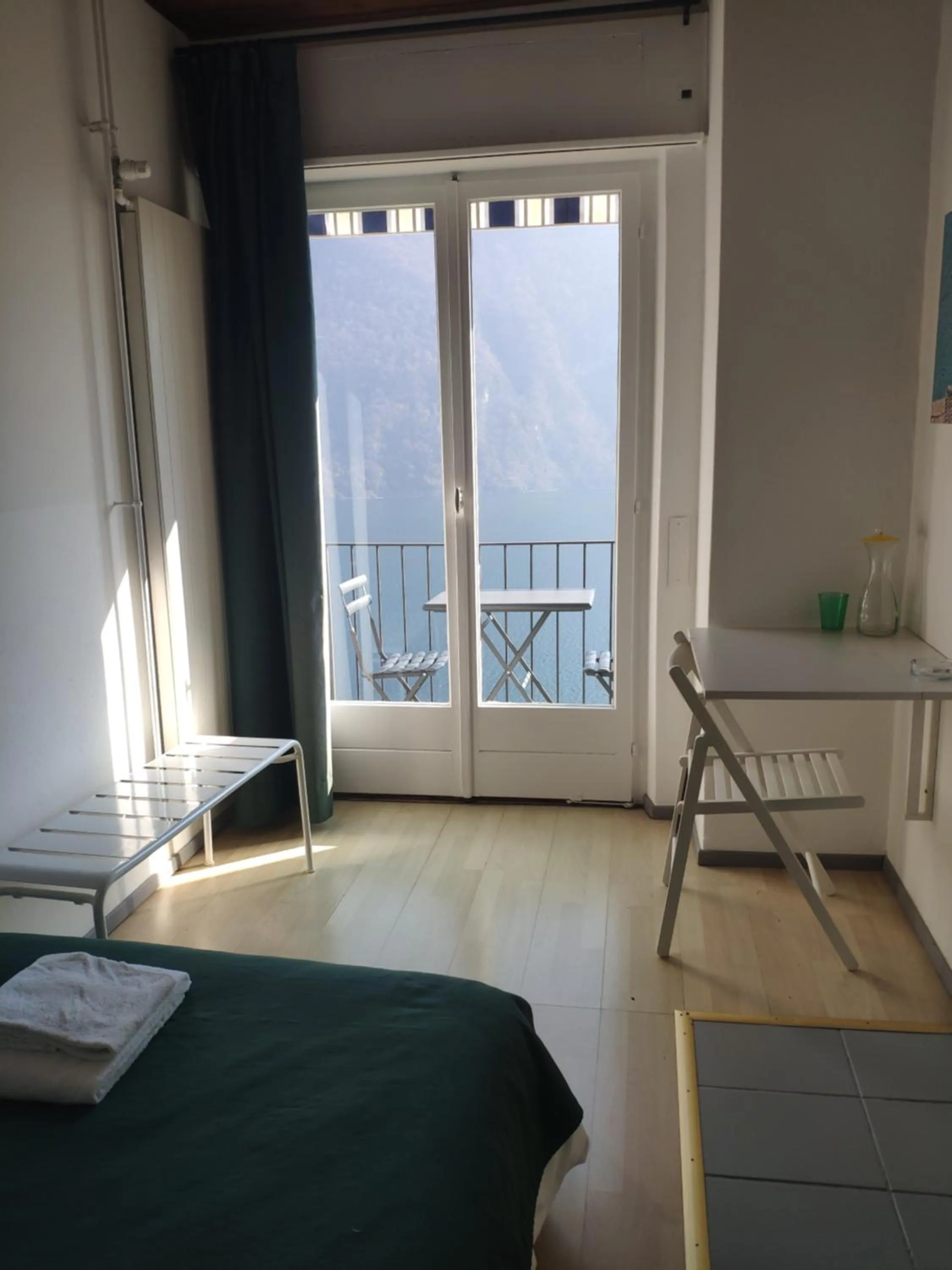 Balcony/Terrace, Bed in Ristorante le bucce di Gandria