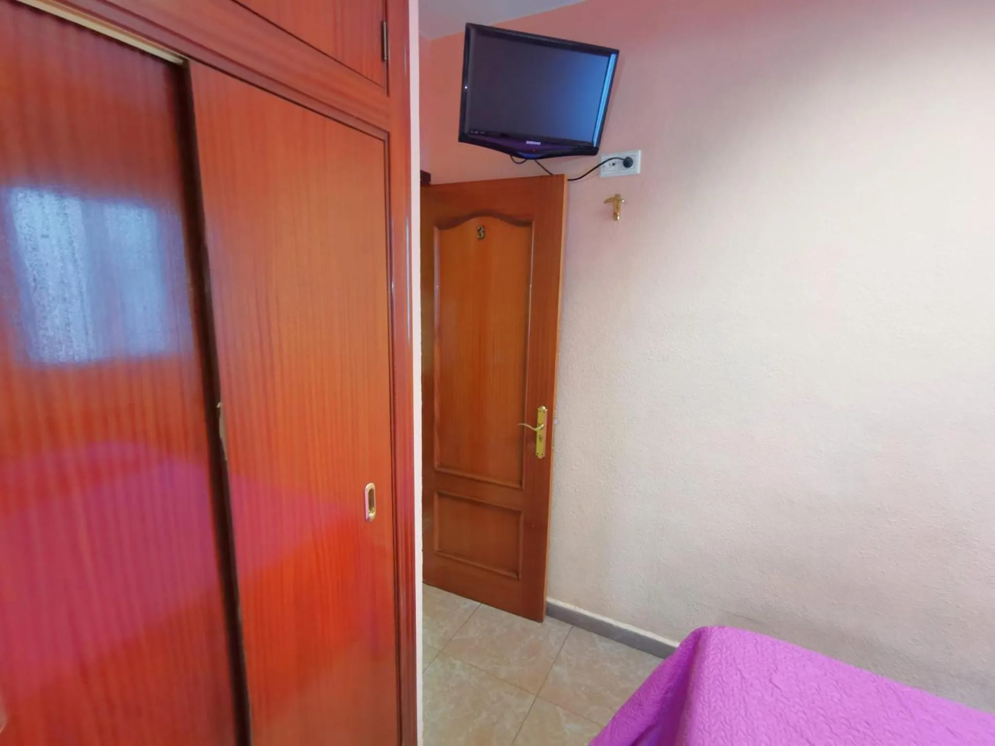 Decorative detail in Casa de Huespedes La Asturiana