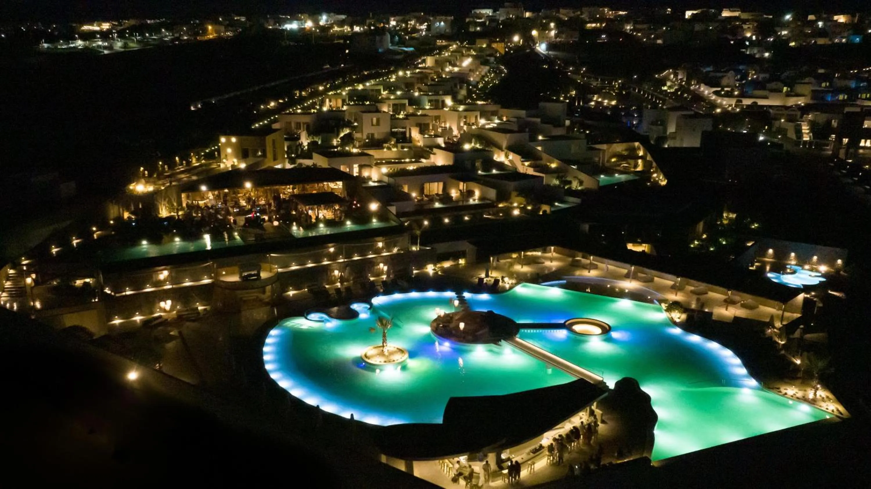 Swimming pool in Andronis Arcadia Hotel