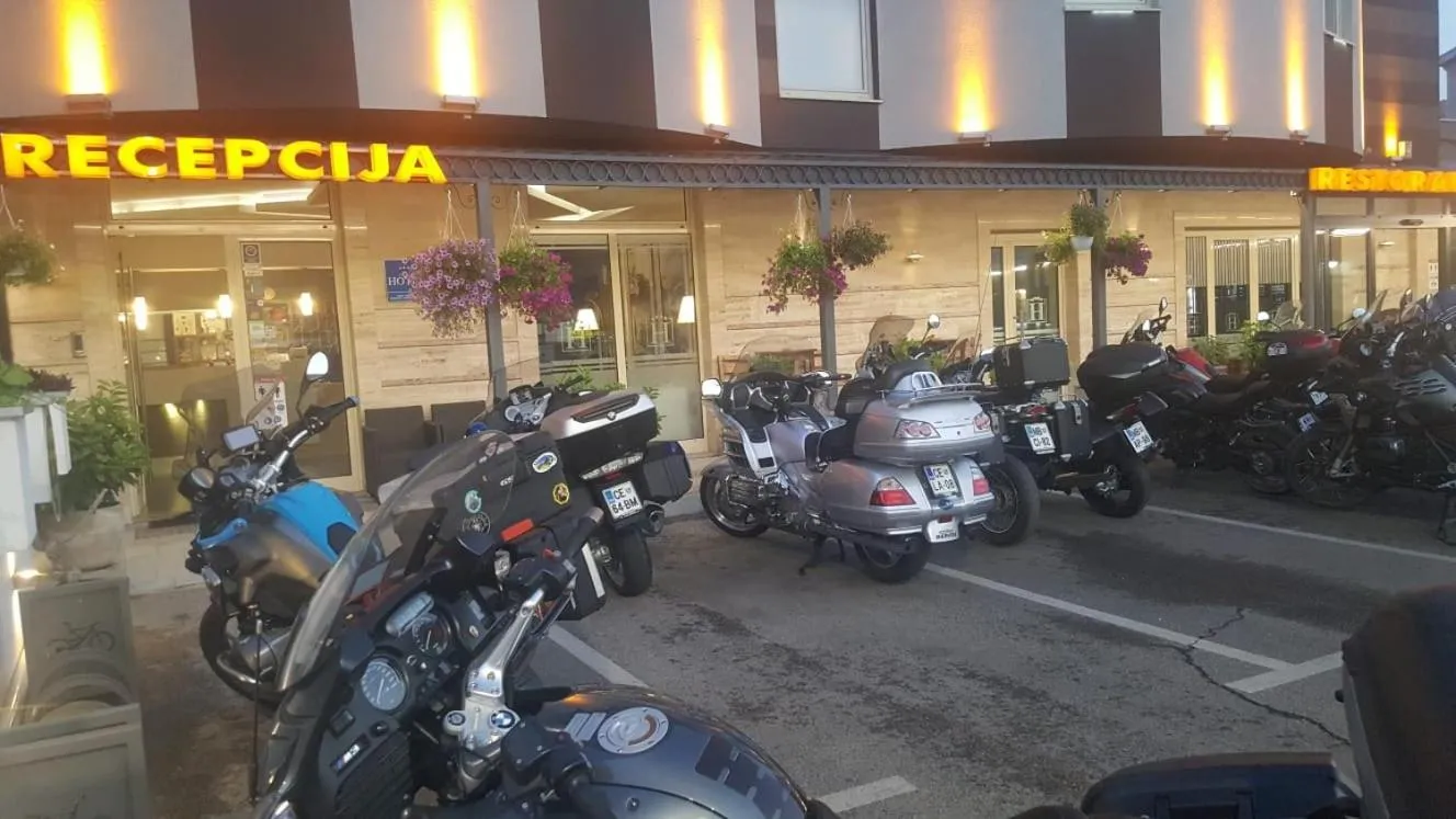 Day in Hotel Hercegovina