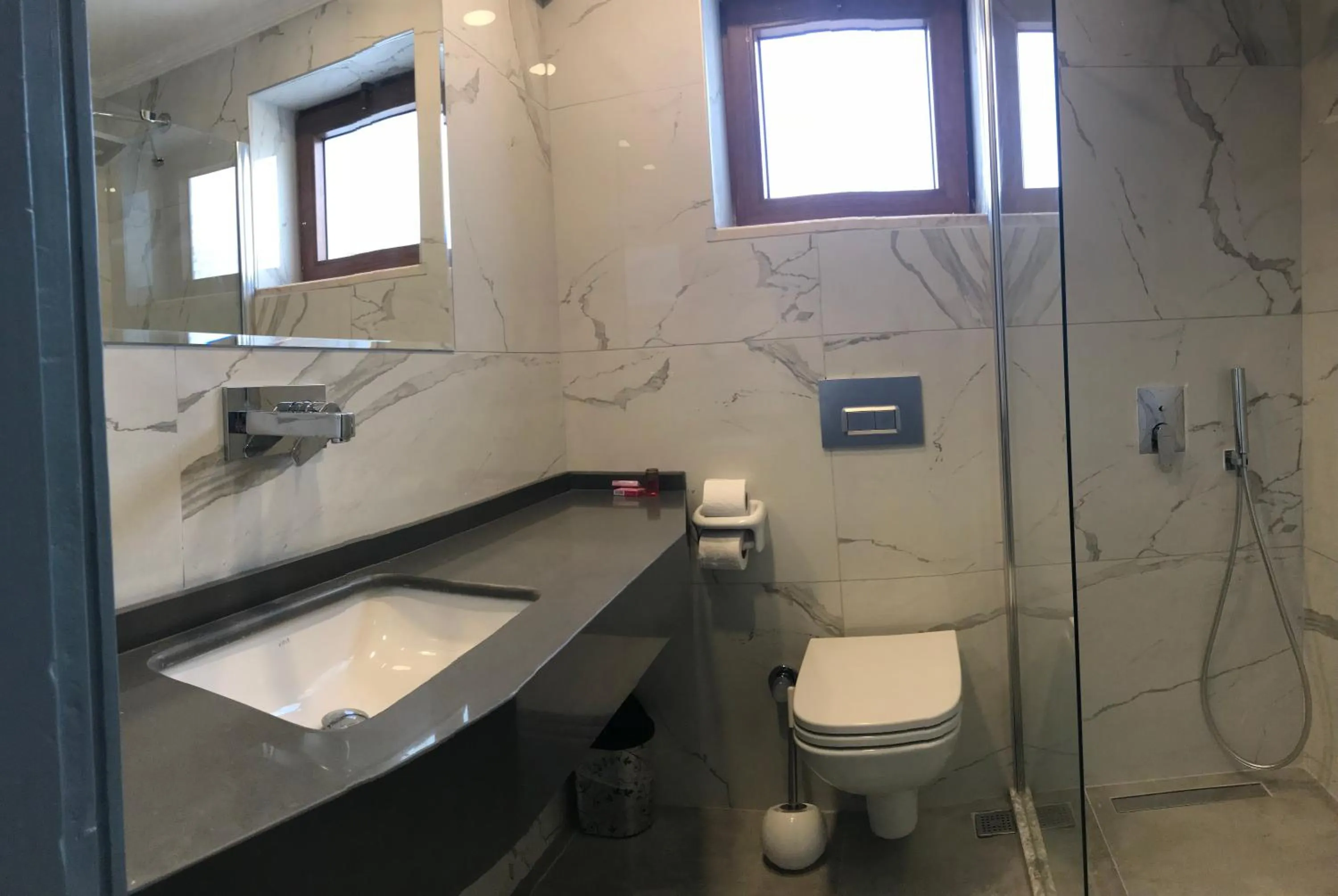 Bathroom in Kilim Hotel & Apart