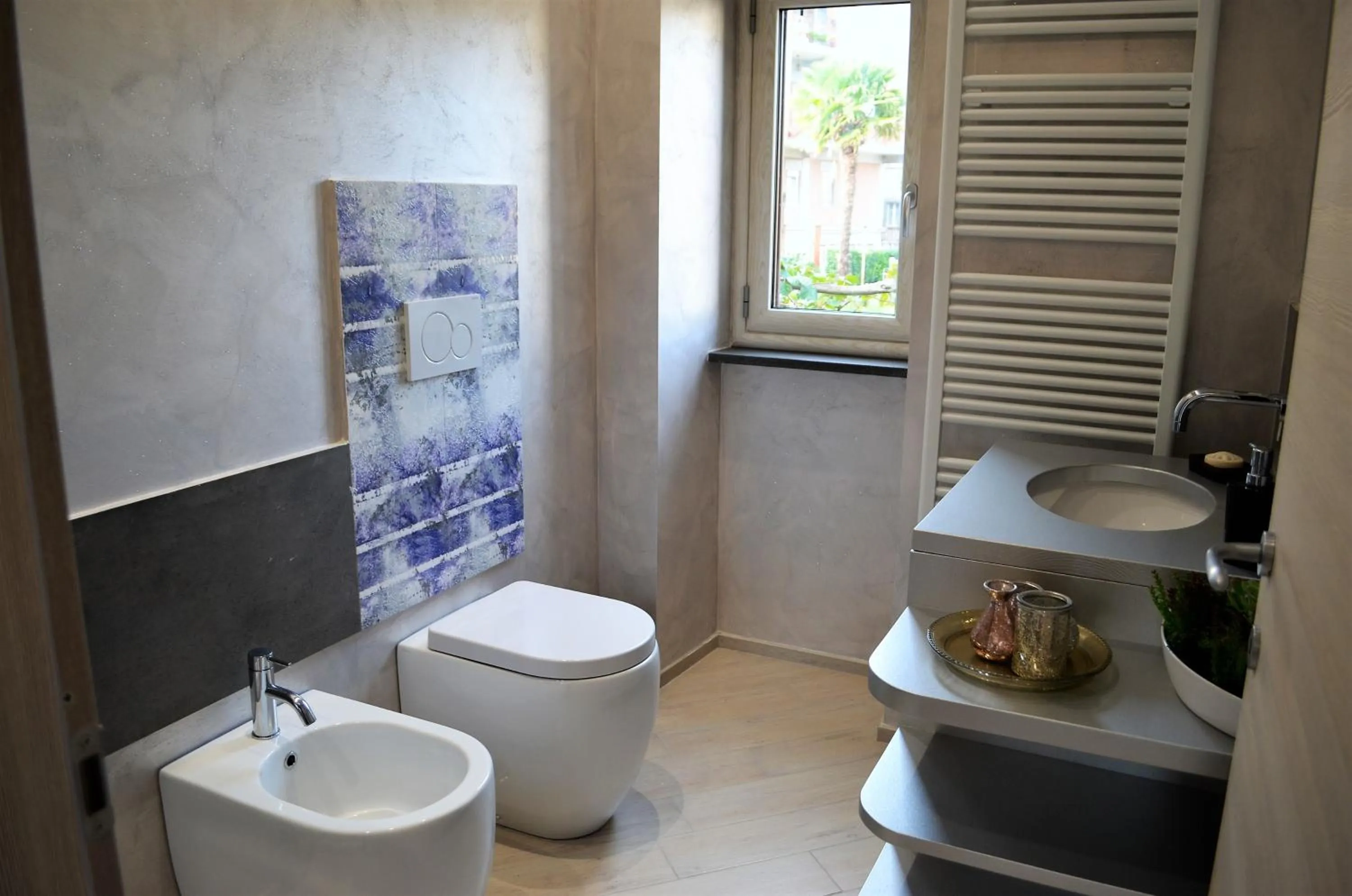 Toilet in Il giardino di Elena