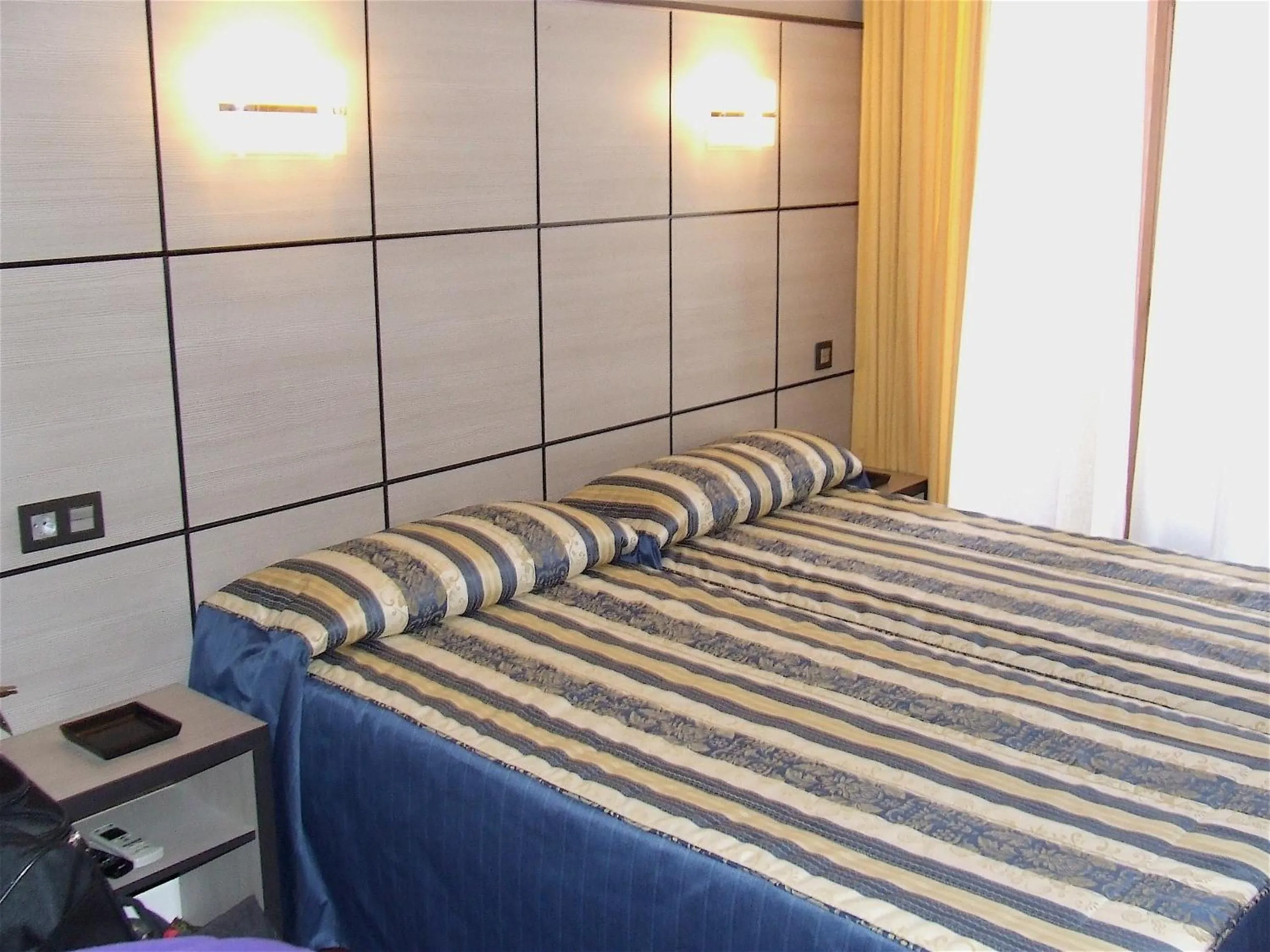 Bed in Hostal Larios