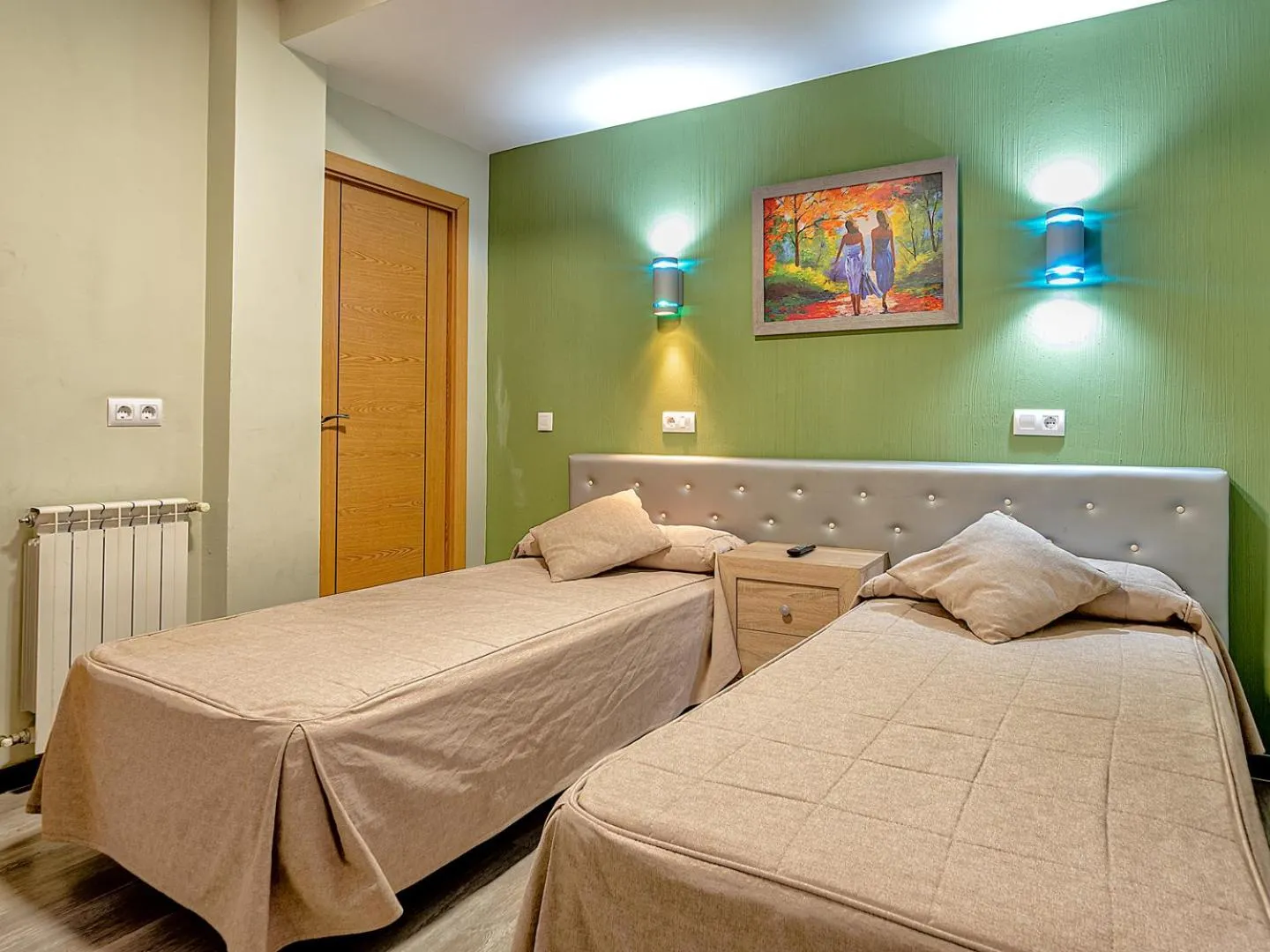 Bedroom, Bed in Hostal Real Aranjuez