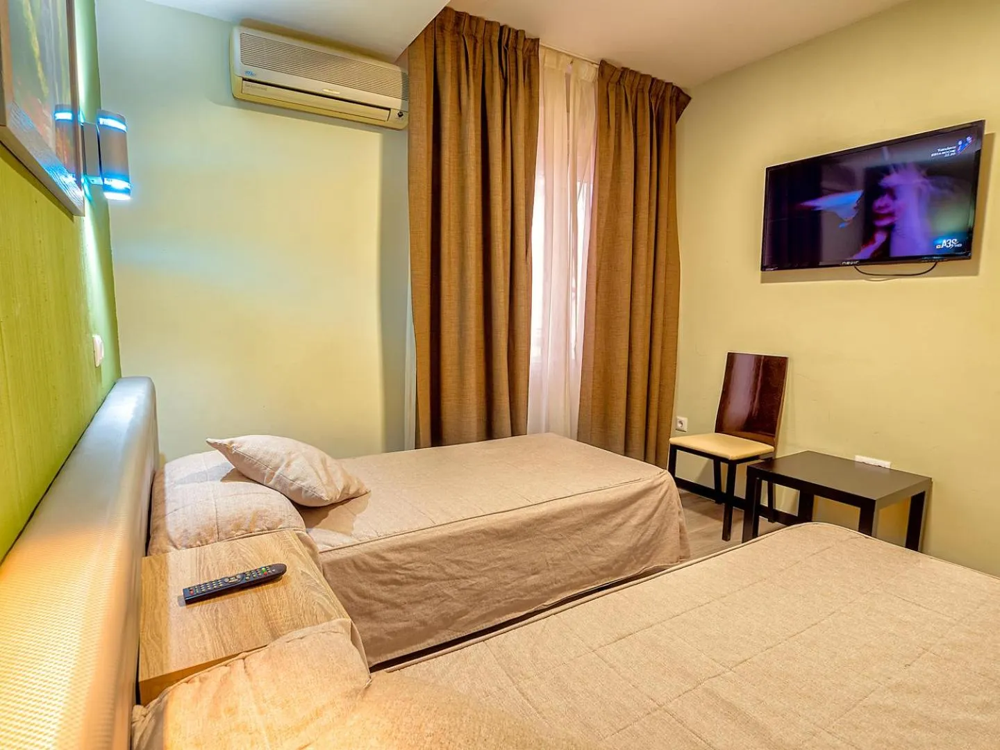 Bed in Hostal Real Aranjuez