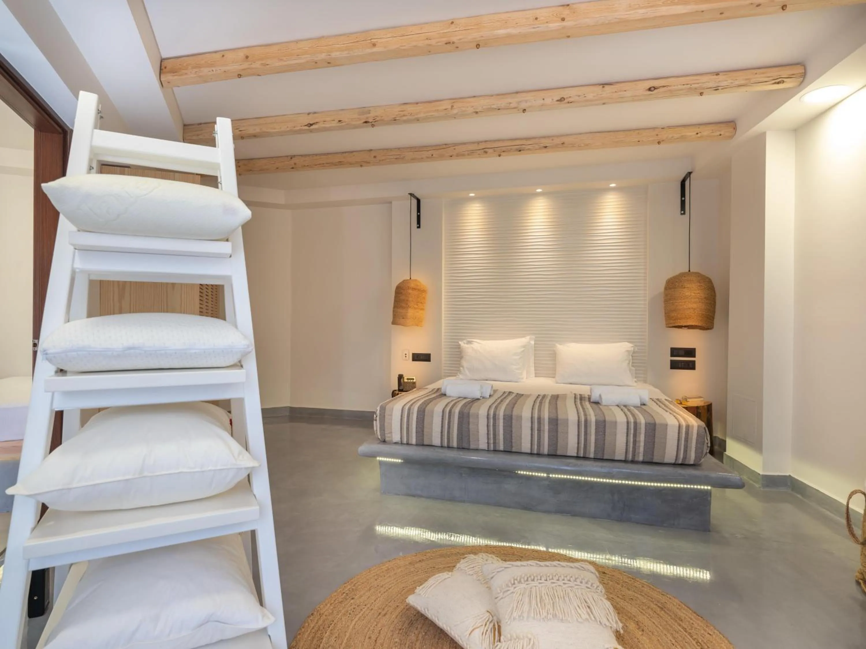 Bed in Eva Mare Hotel & Suites - Adults only