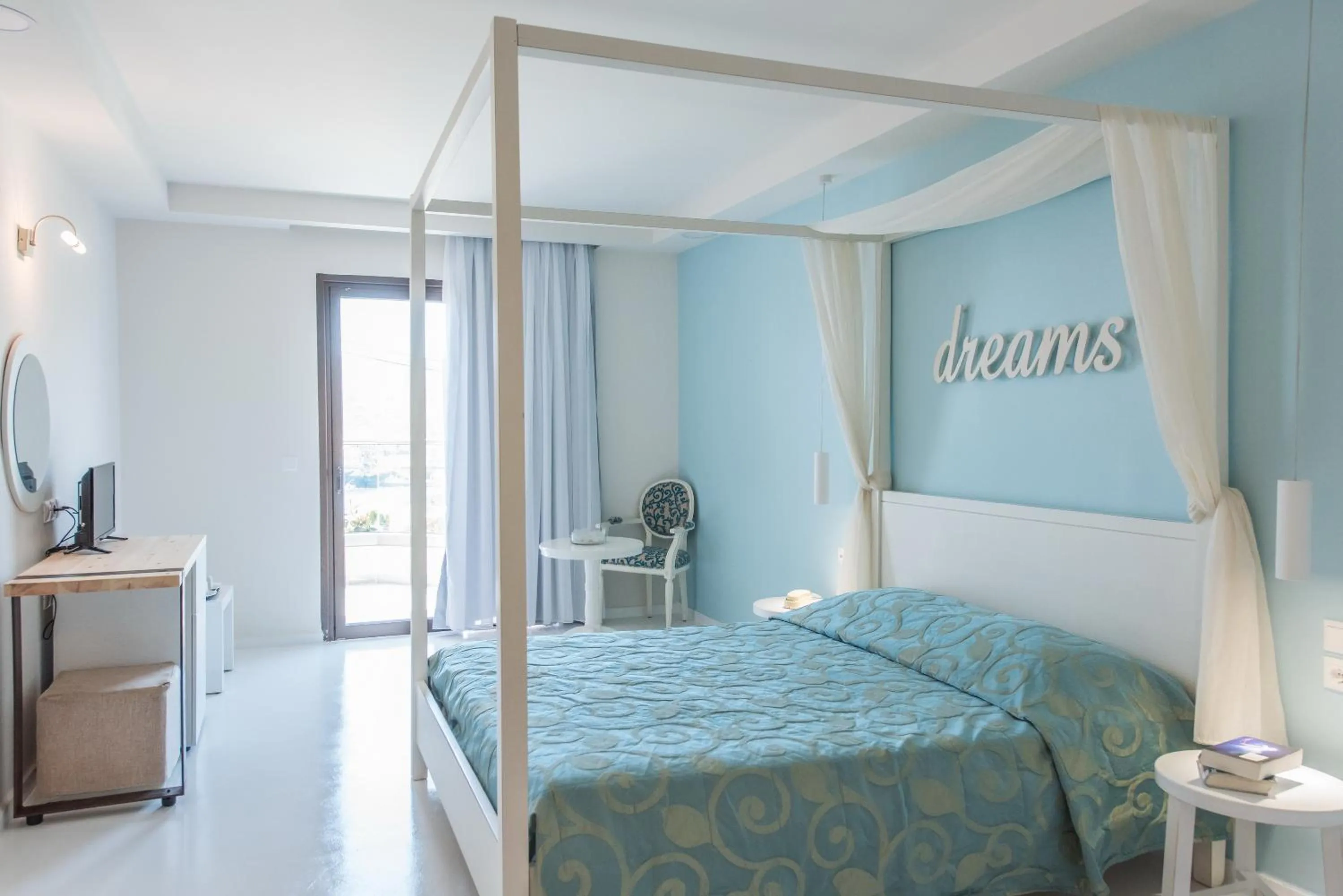 Bed in Eva Mare Hotel & Suites - Adults only