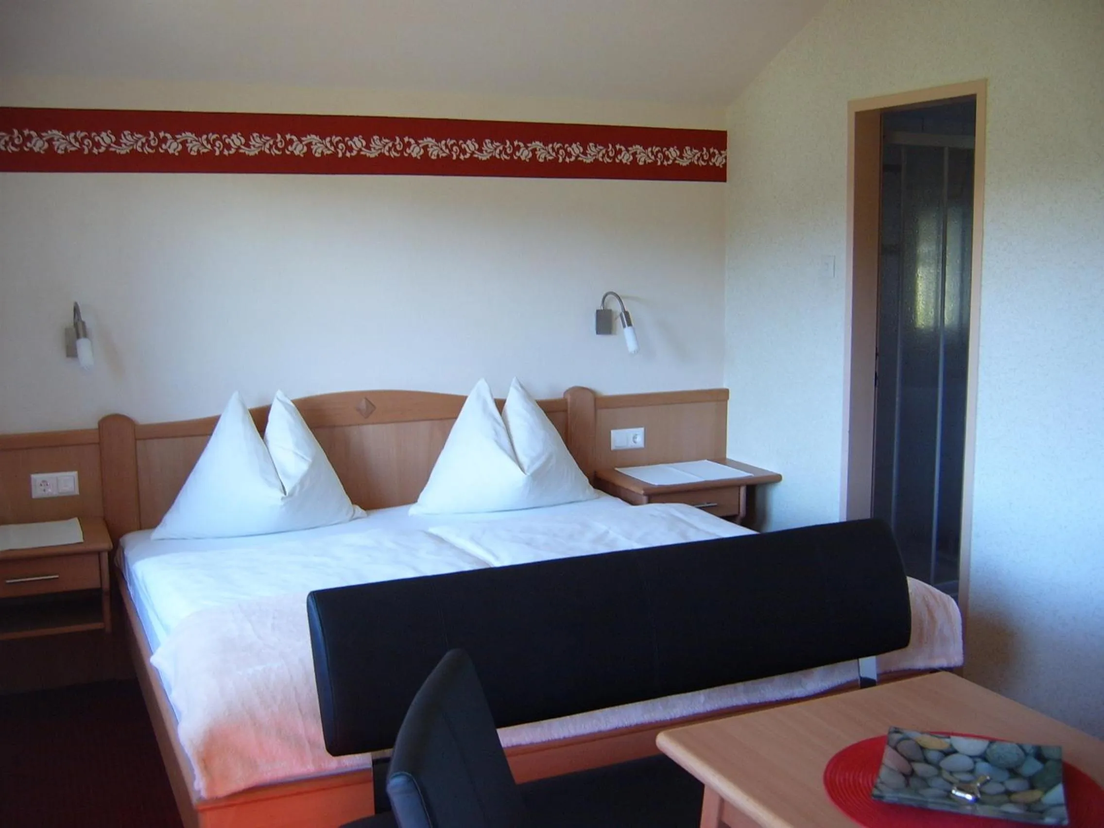 Bed in Pension Felsenheim