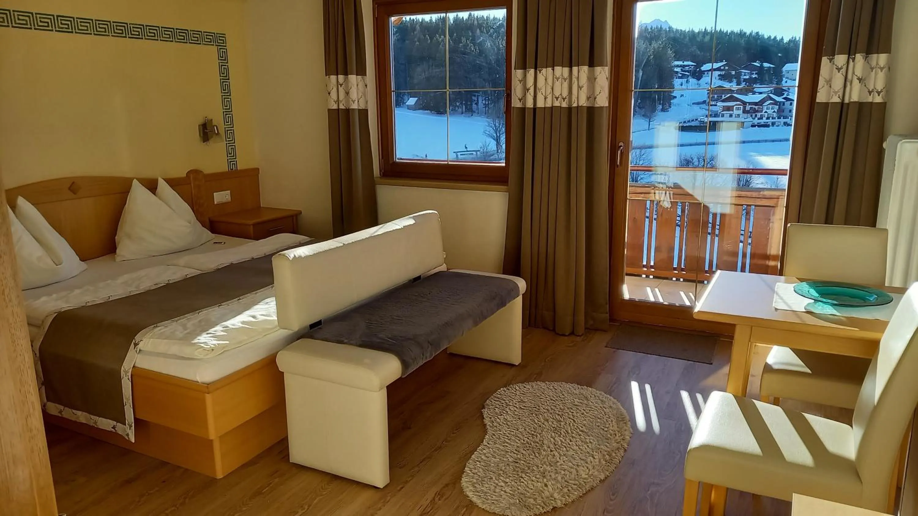 Photo of the whole room, Bed in Pension Felsenheim