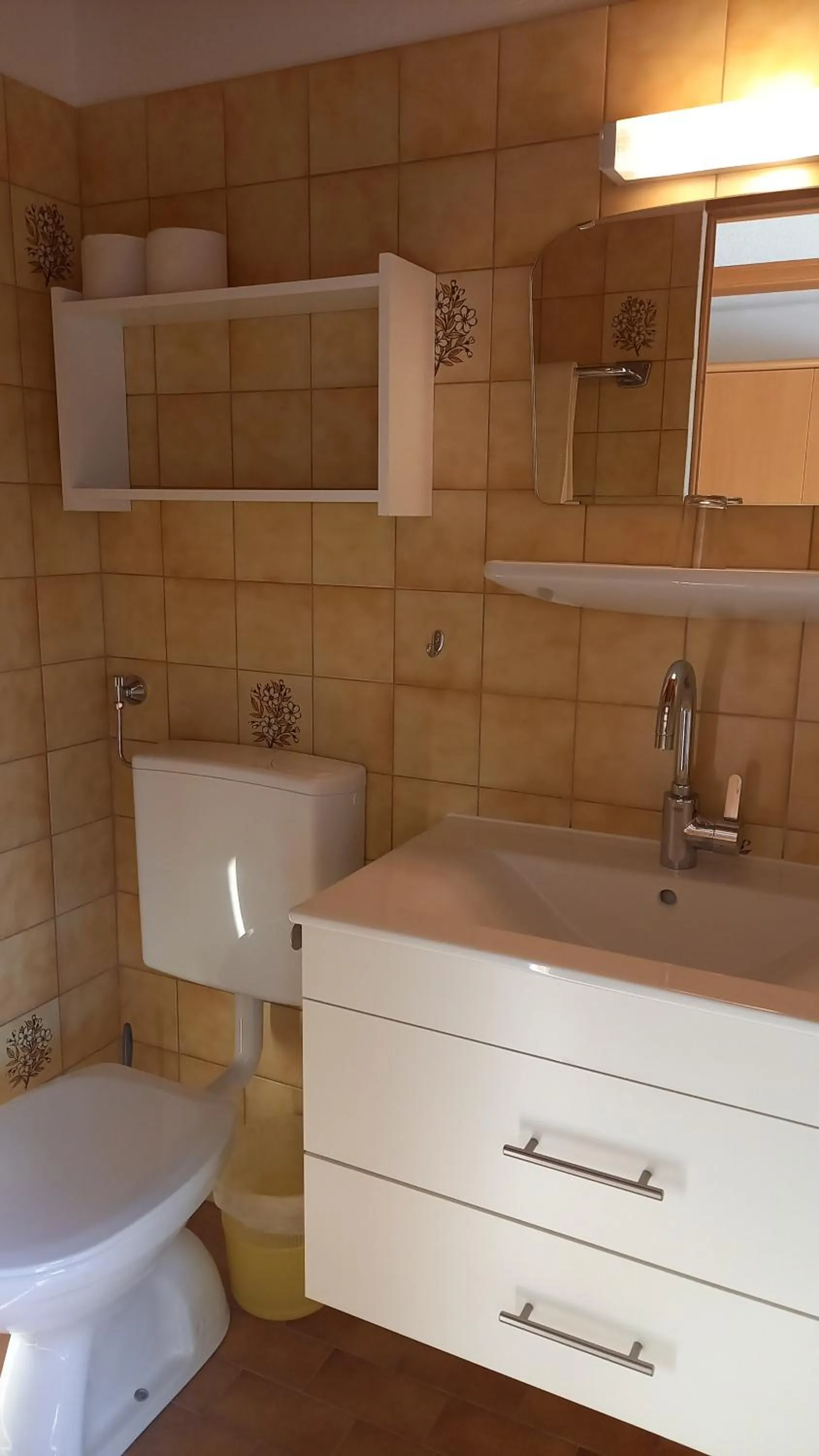 Bathroom in Pension Felsenheim