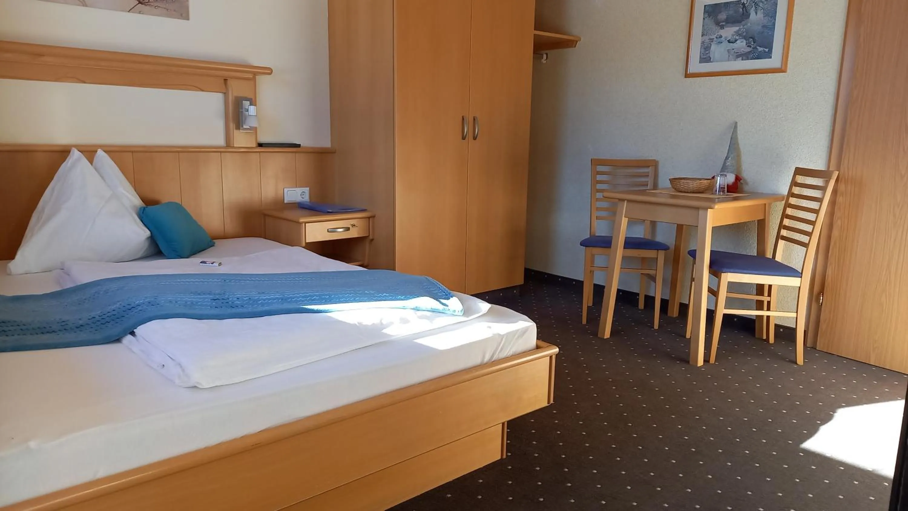 Bedroom, Bed in Pension Felsenheim