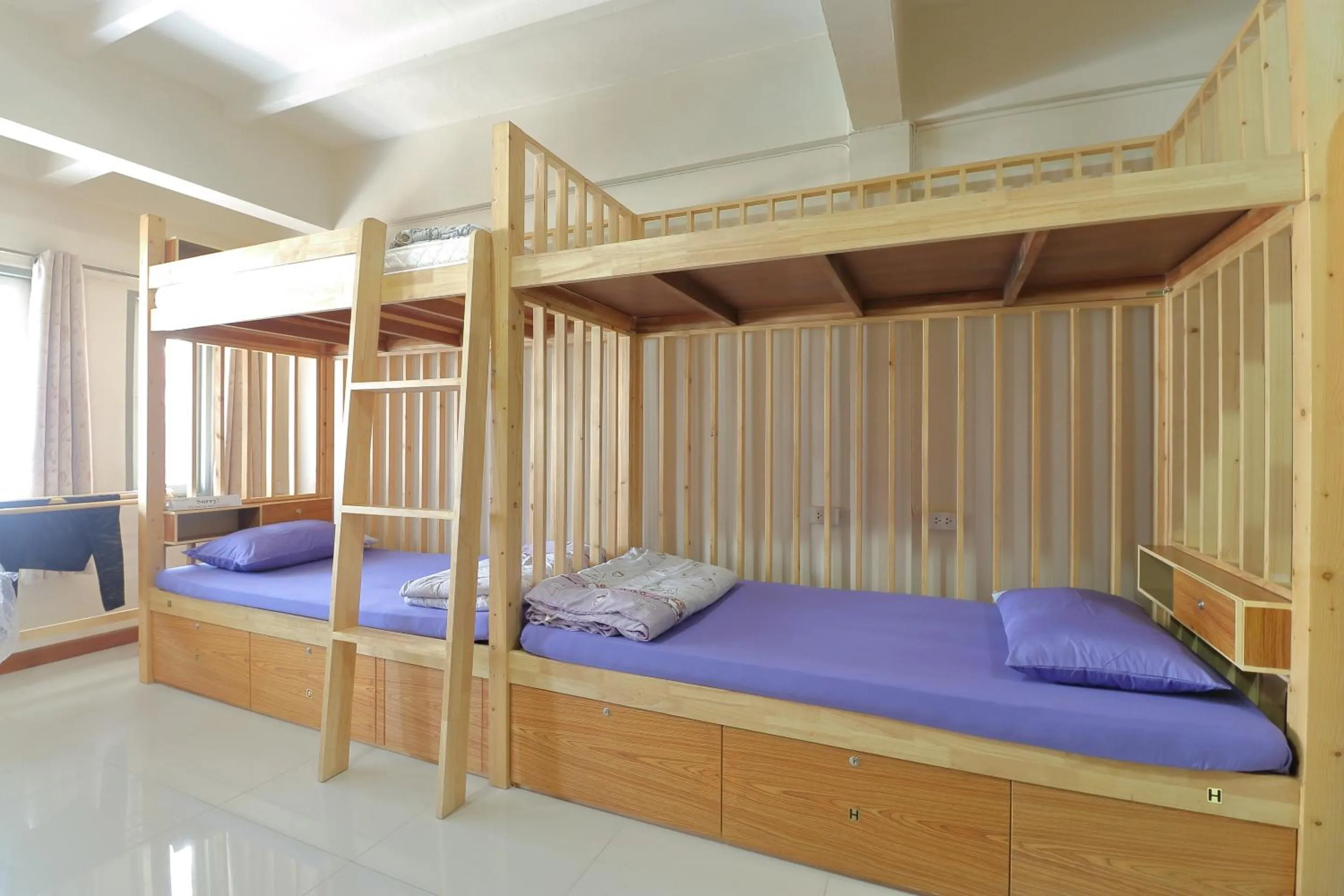 bunk bed, Bed in Saen Sabai Hostel