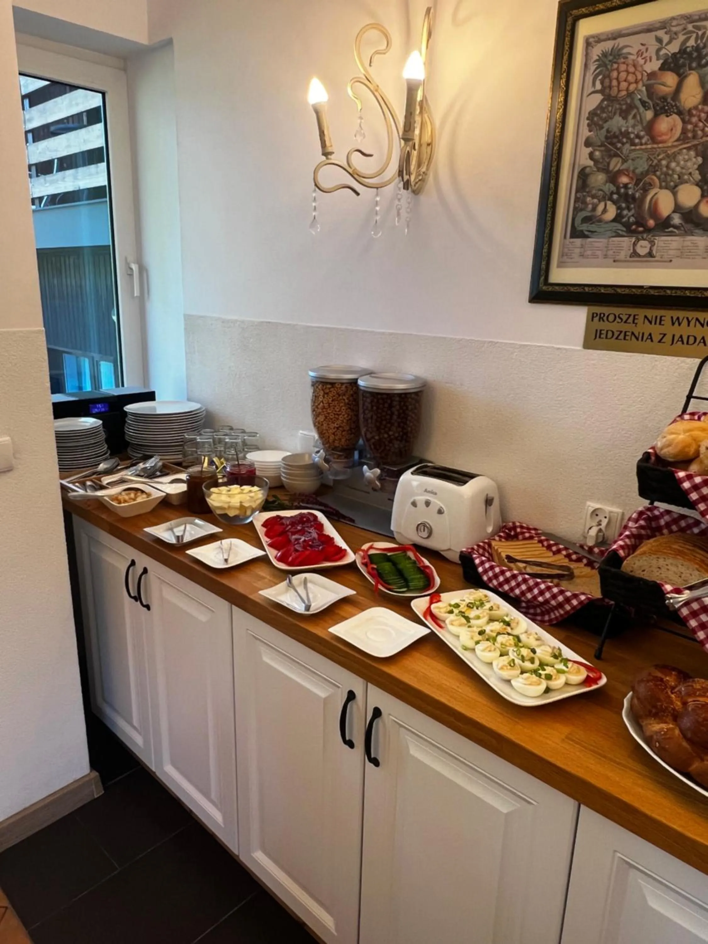 Buffet breakfast in Villa Słonecznego Wzgórza