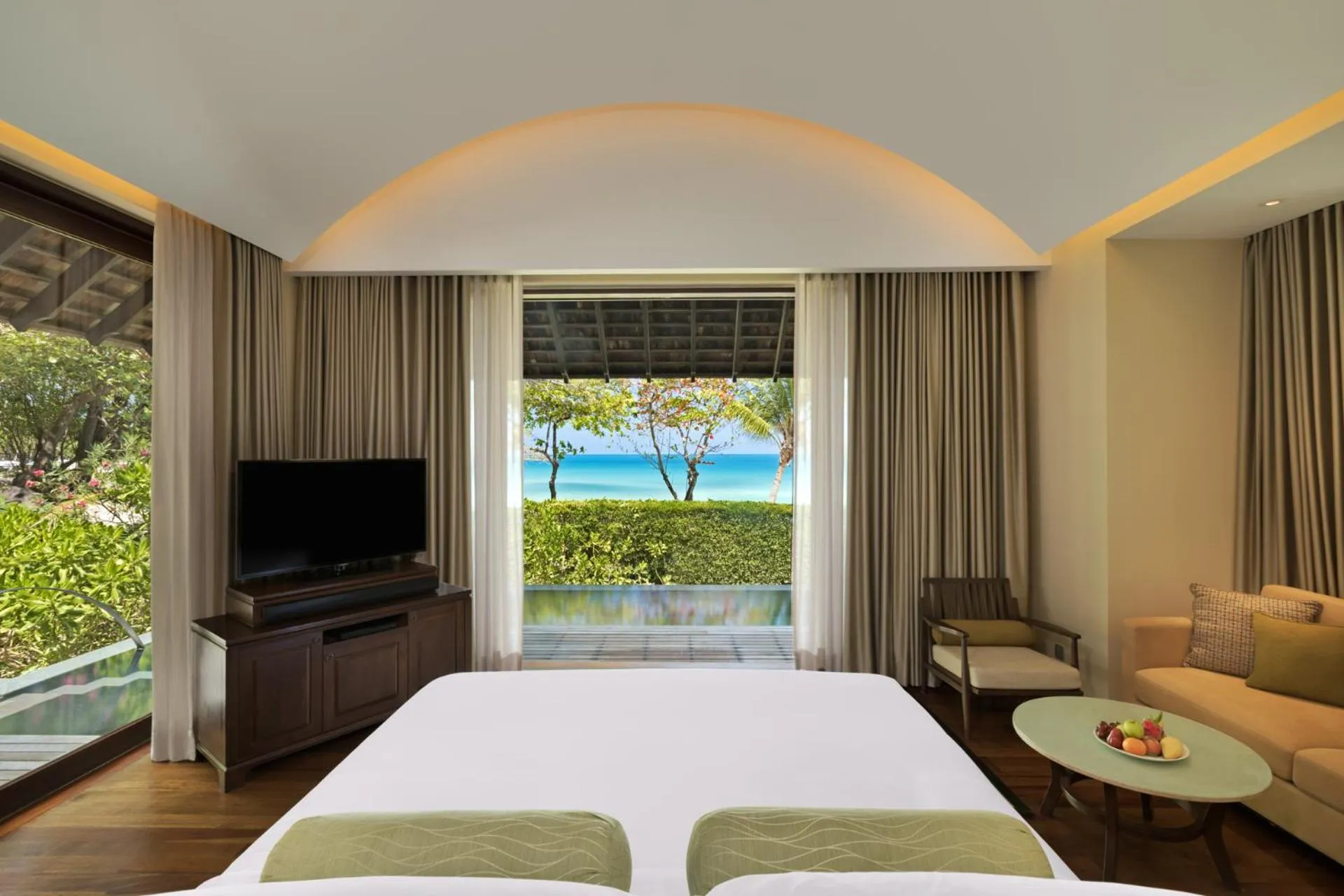 Bed in Vana Belle, A Luxury Collection Resort, Koh Samui