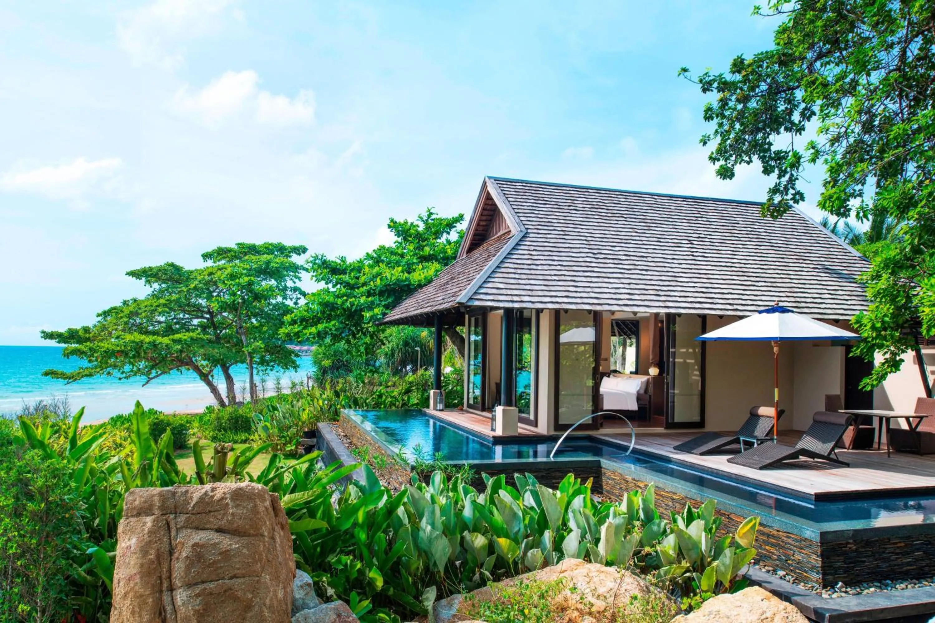 Beach in Vana Belle, A Luxury Collection Resort, Koh Samui