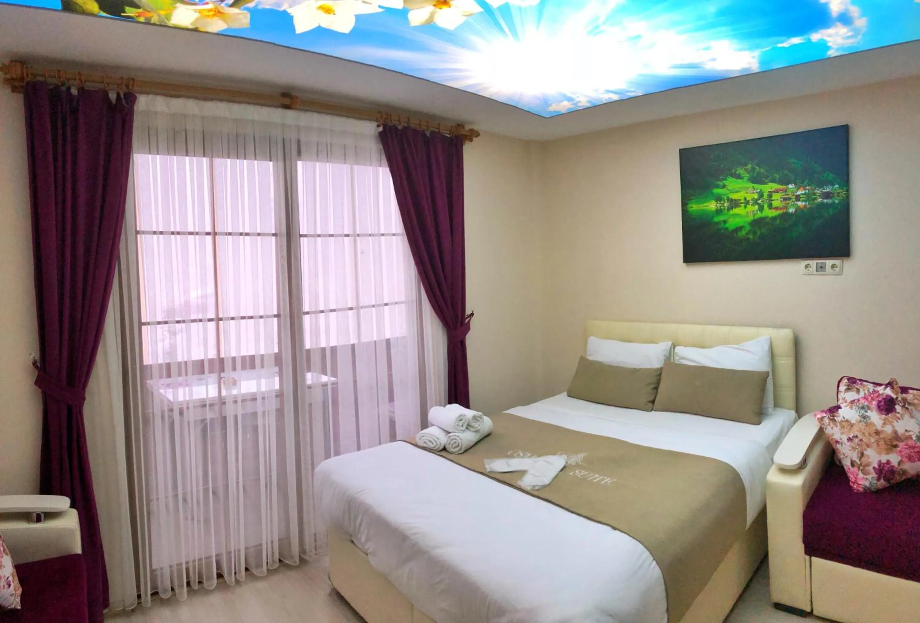 Bed in Osmanlı Suite