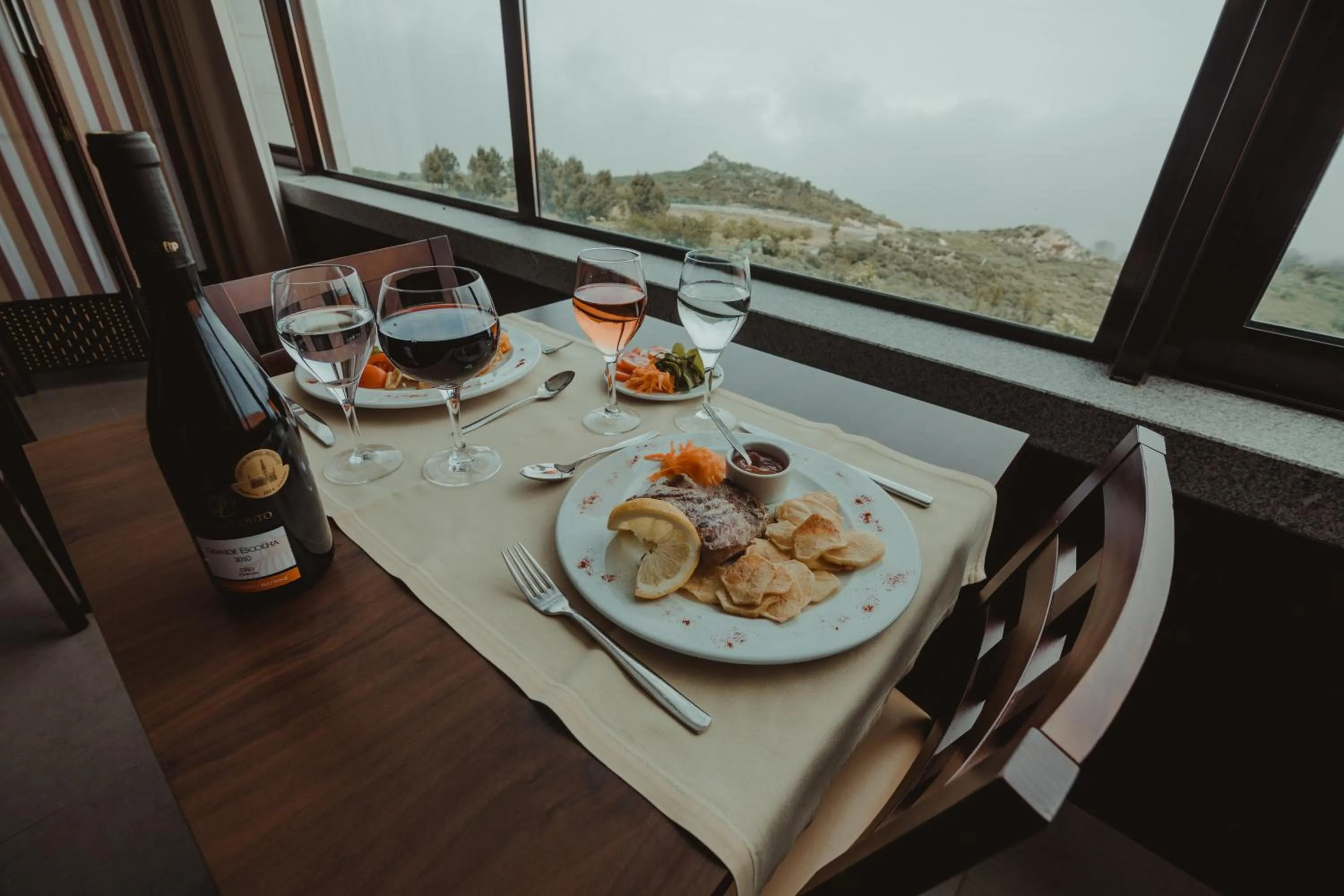 Restaurant/places to eat in Hotel Senhora do Espinheiro