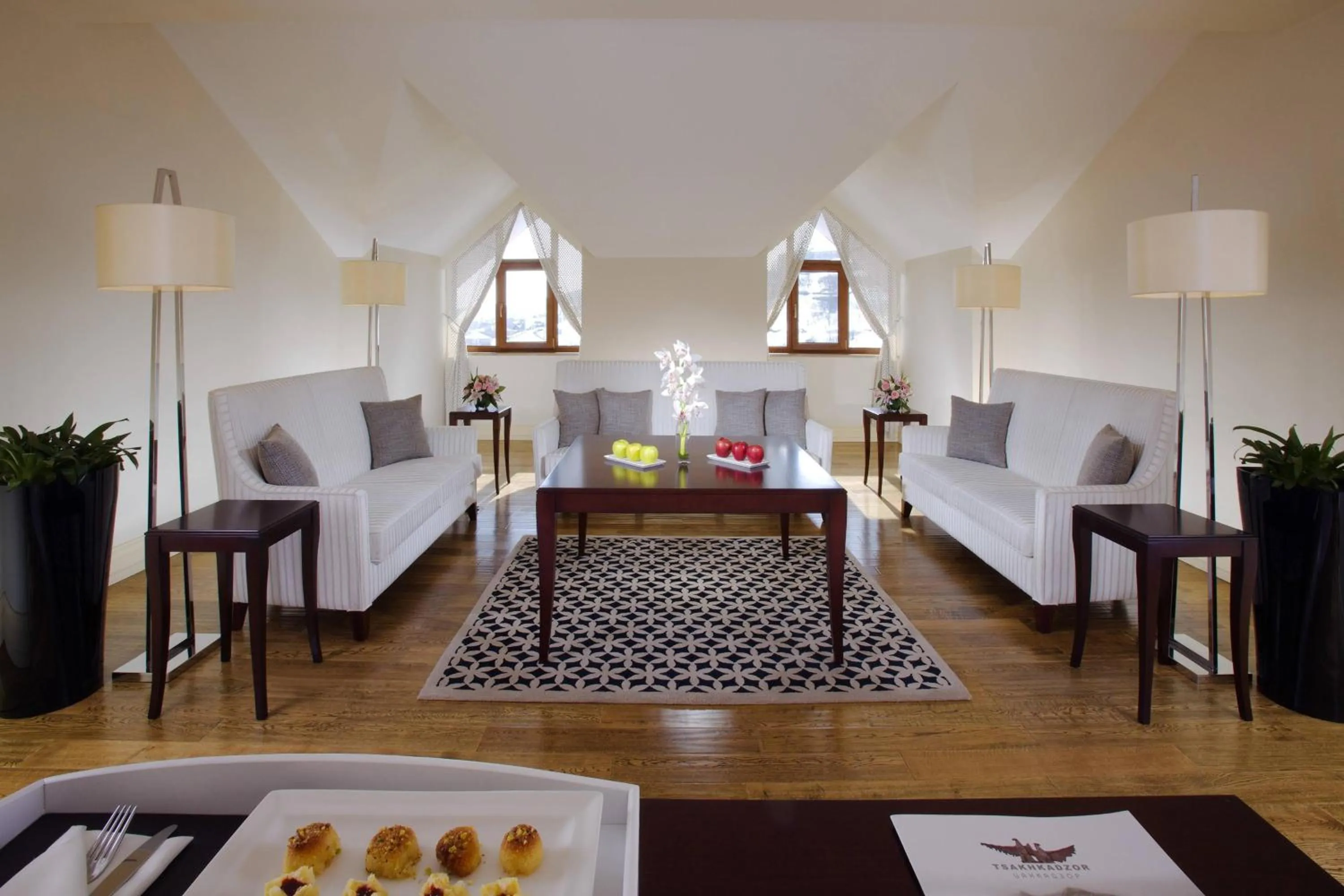 Photo of the whole room in Tsaghkadzor Marriott Hotel