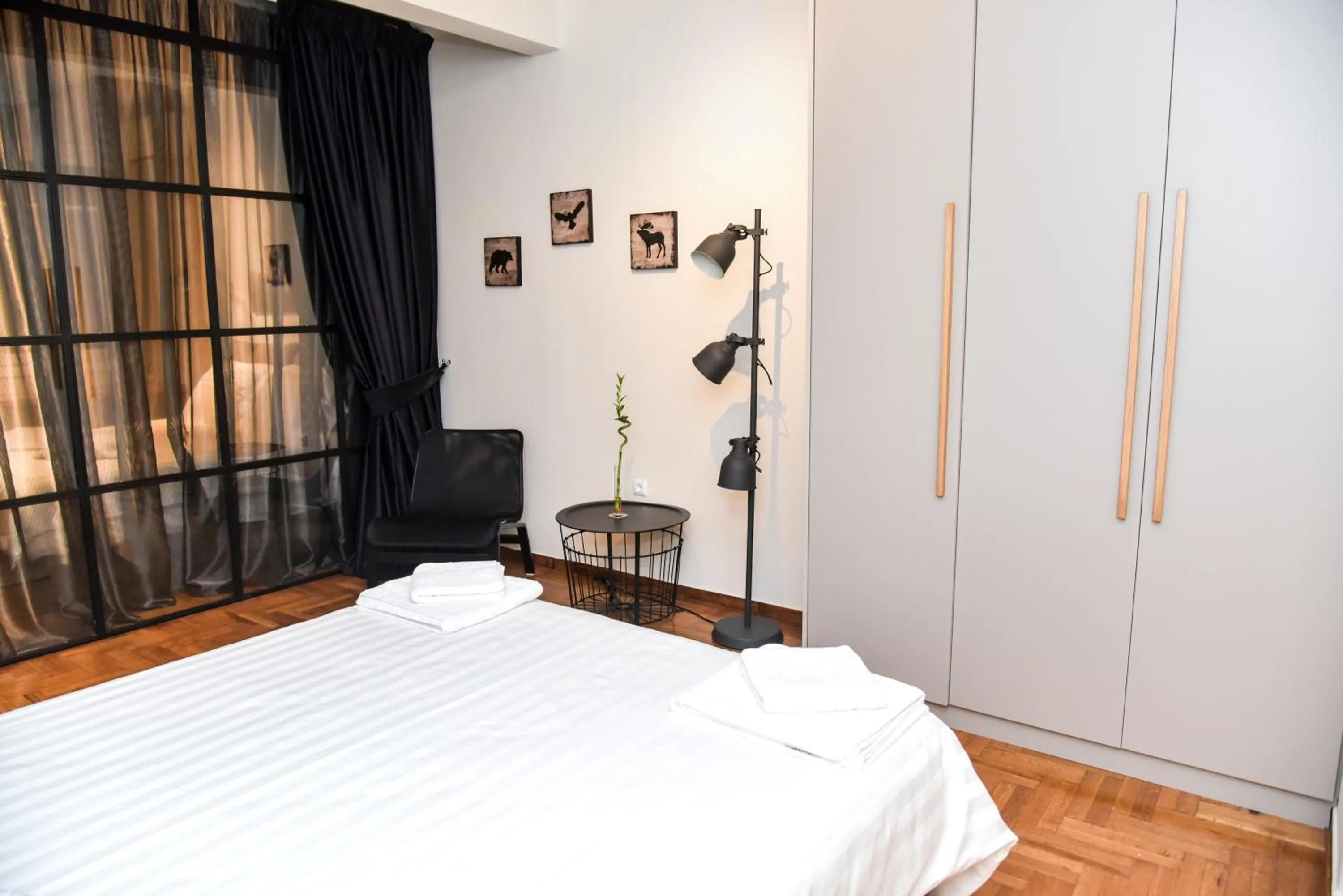 Bed in Central apartment at Echarxia 2 beds for 5 pers by MPS