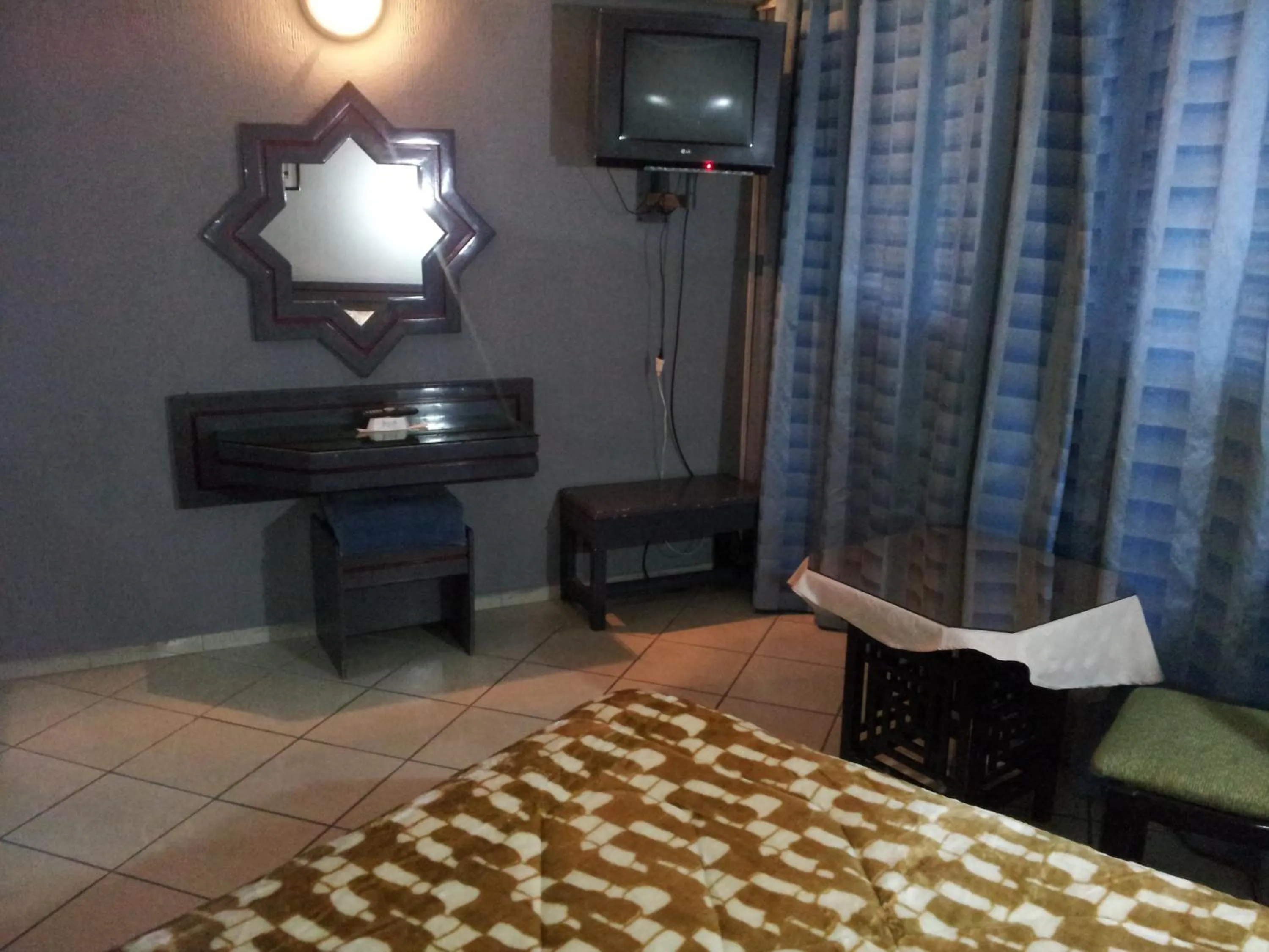 Photo of the whole room, Bed in Hotel La Giralda