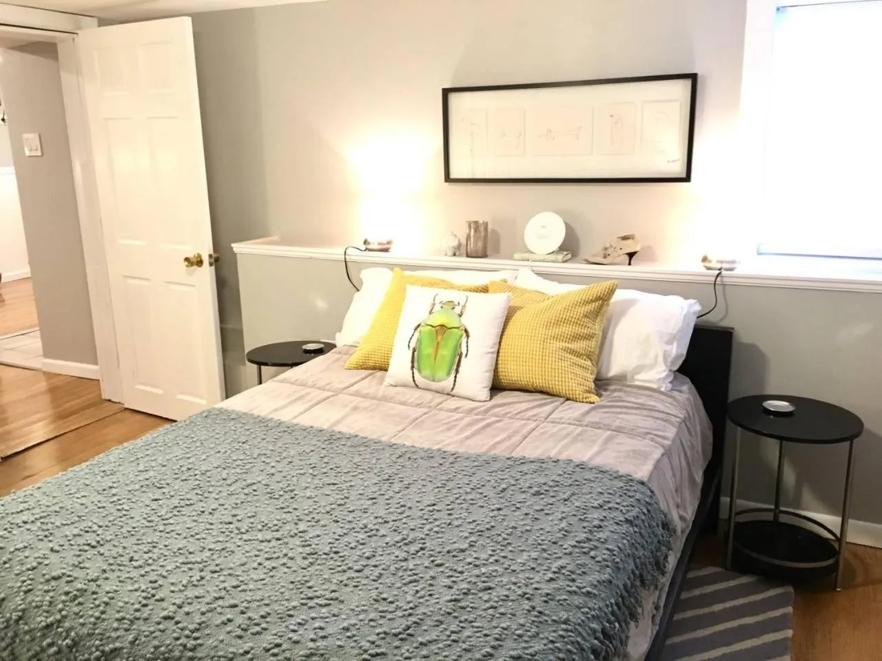 Bed in ~*Pet Friendly 30min to Downtown*~ THE BOSTONIAN