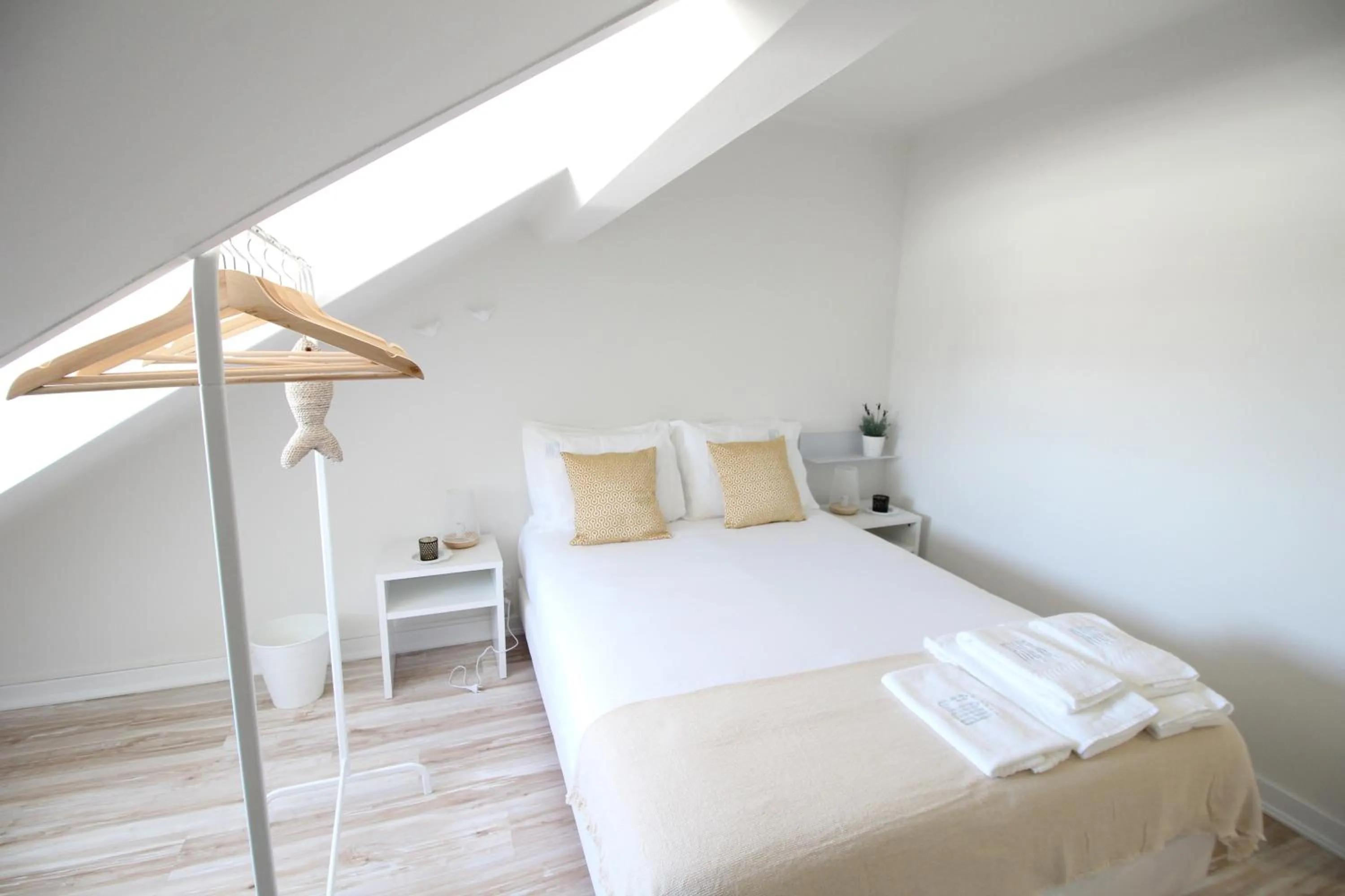 Bedroom, Bed in JR Studios & Suites I Rius I