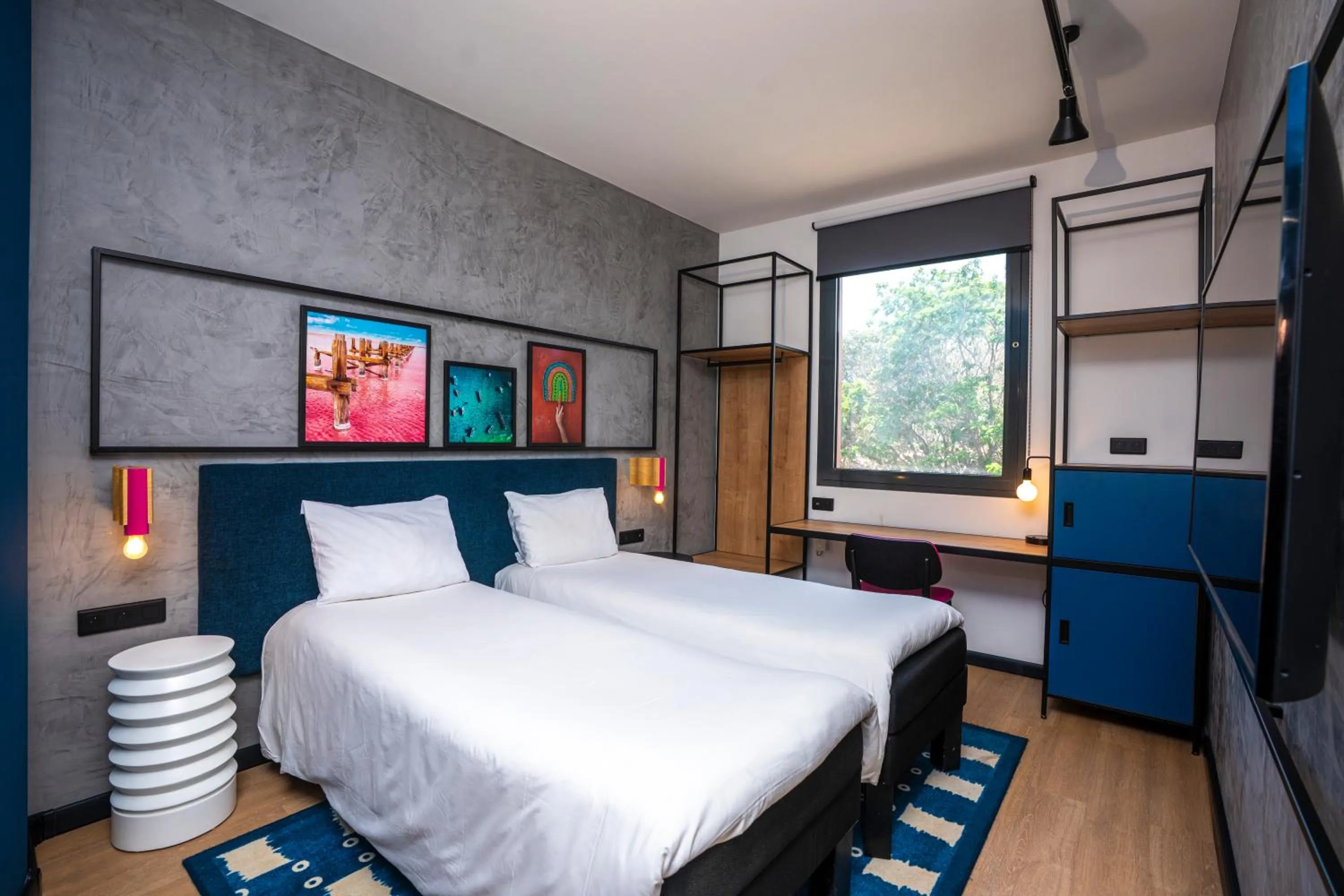 Bedroom, Bed in Ibis Styles Dakar