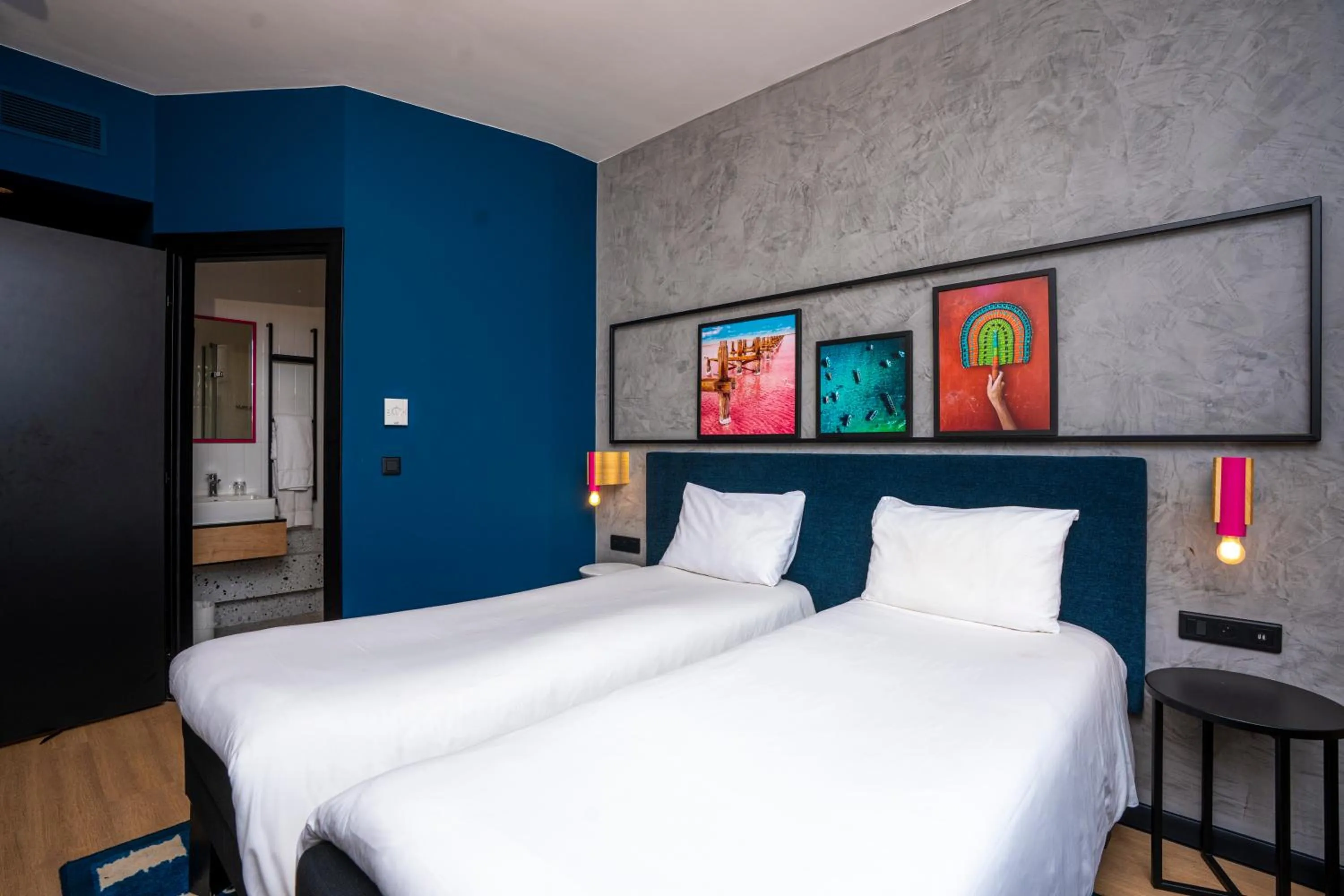 Bed in Ibis Styles Dakar