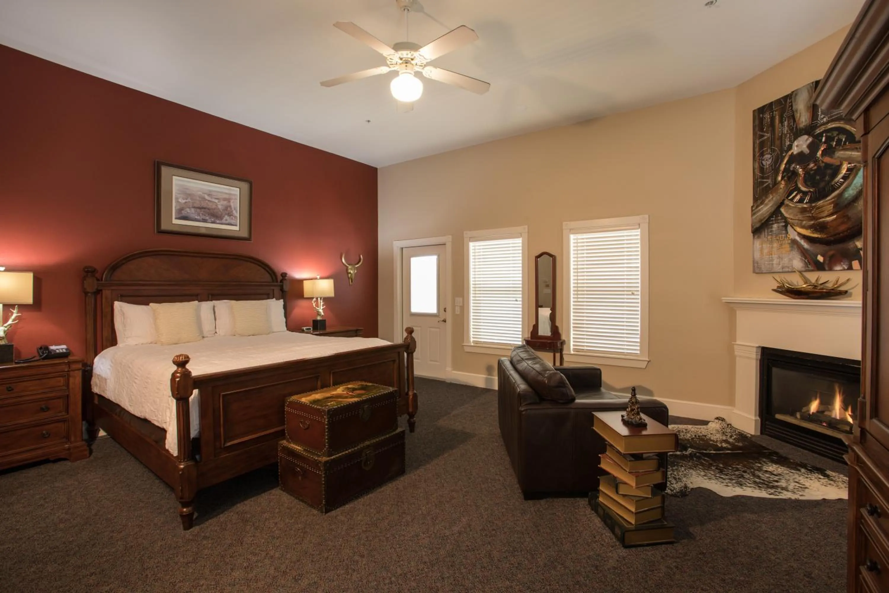 Bed in Gruene River Hotel & Retreat