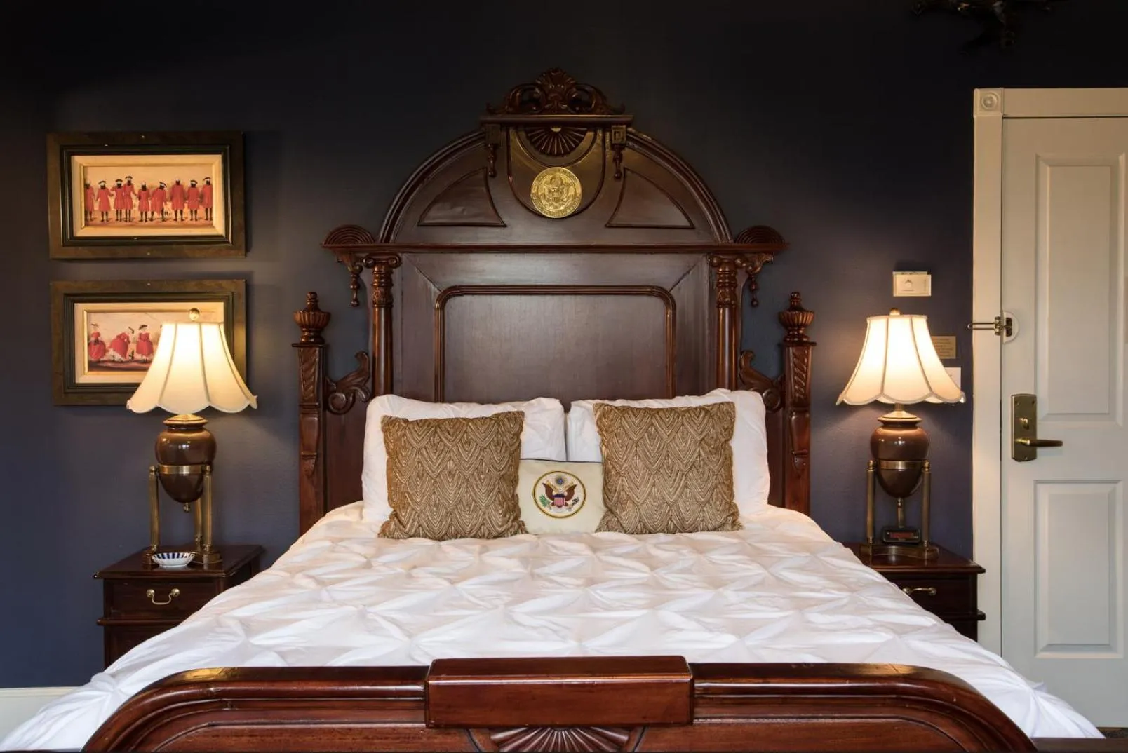 Bed in Gruene River Hotel & Retreat