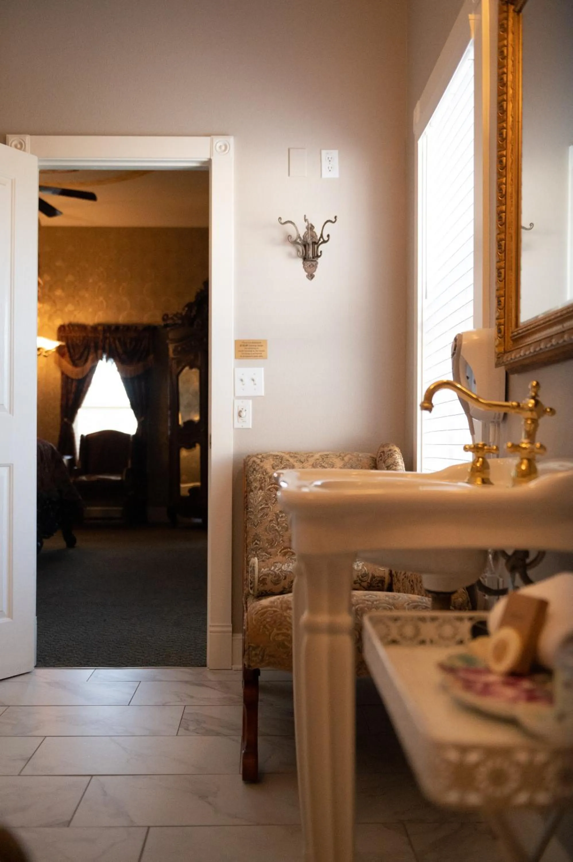 Gruene River Hotel & Retreat