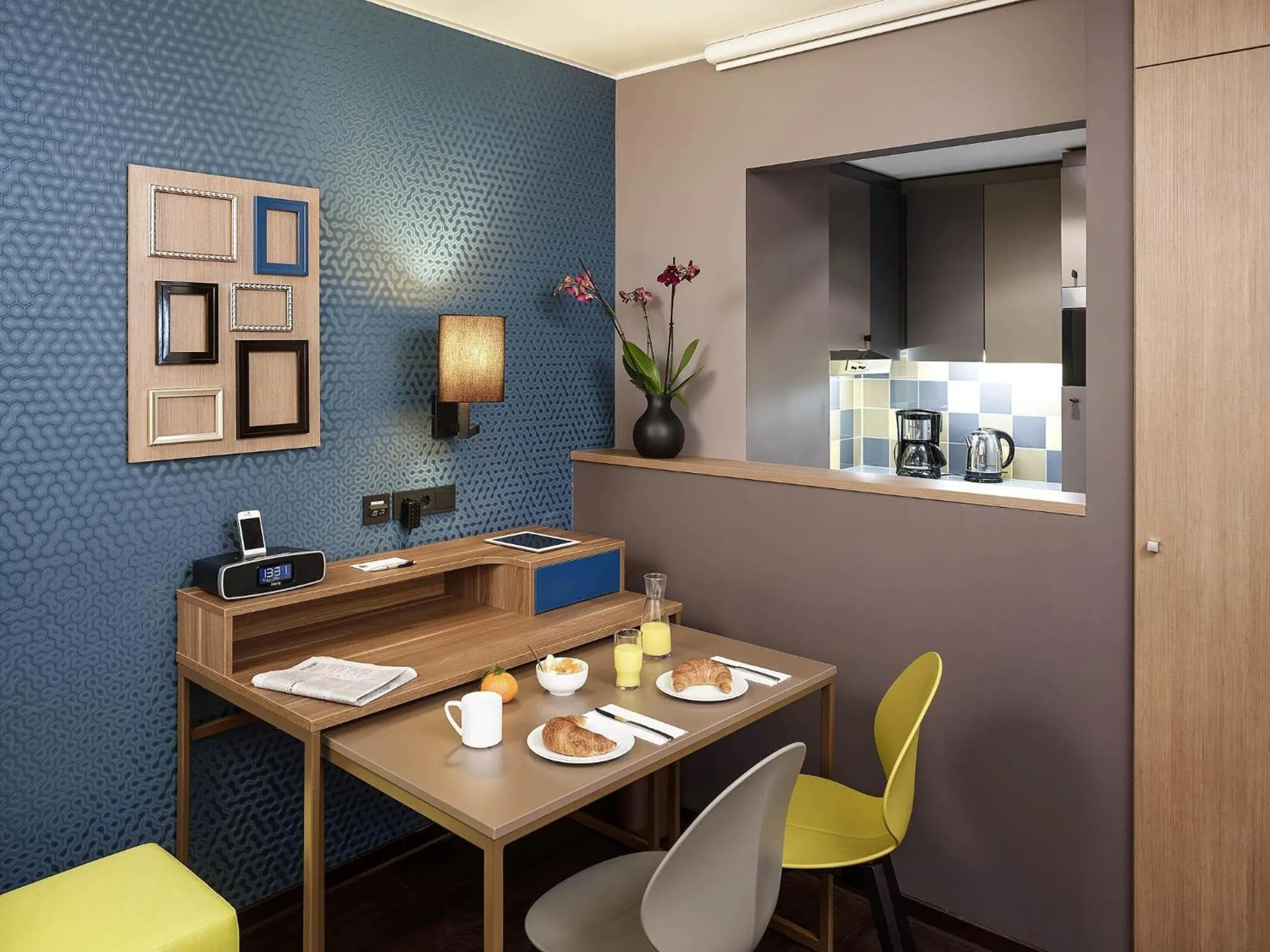 Bedroom in Aparthotel Adagio Köln City